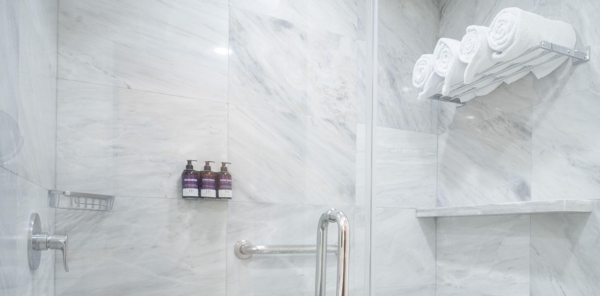 Double Deluxe Executive