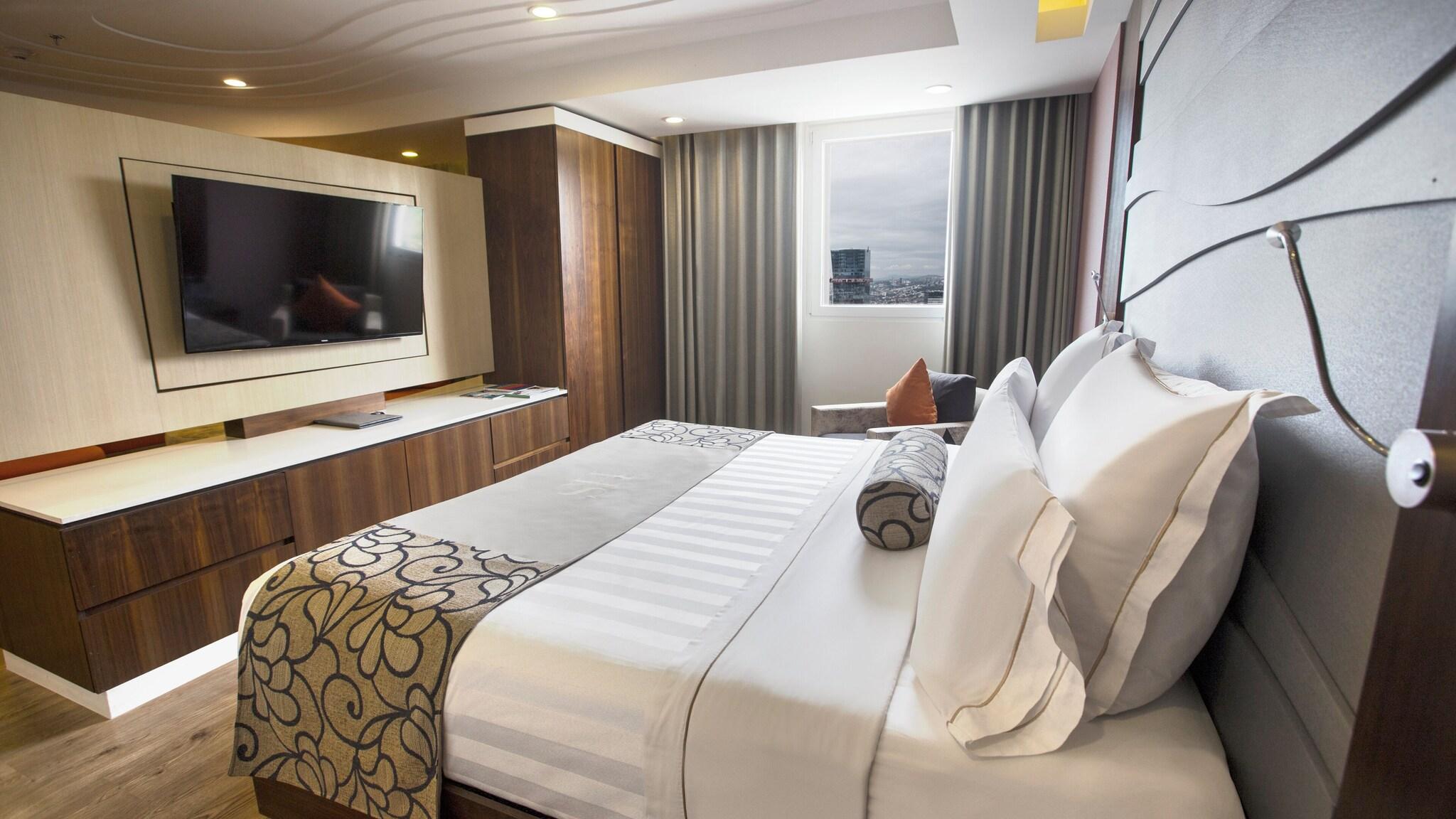 Double King Size Bed