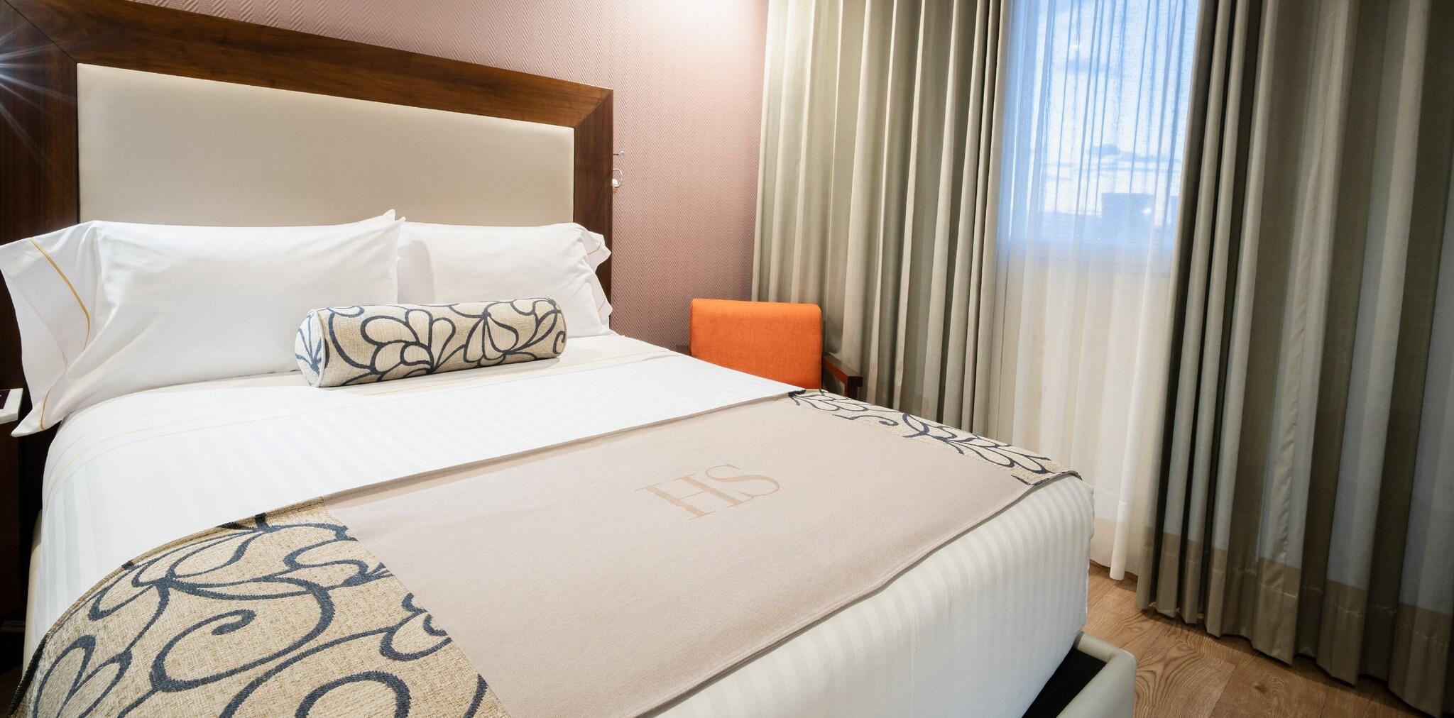 Double King Size Bed