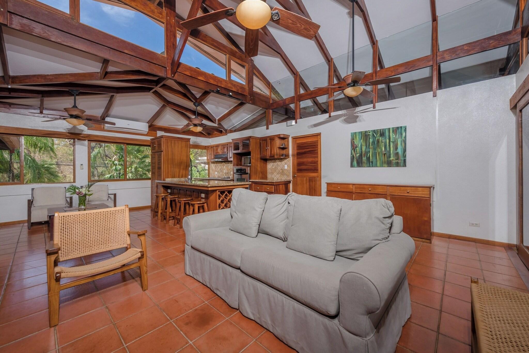 Villa Two Queen Beds