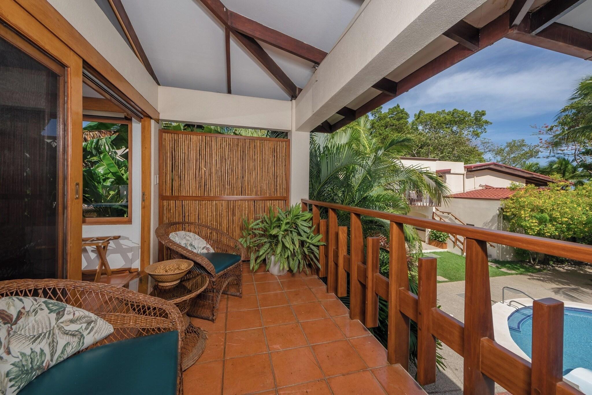 Villa Two Queen Beds