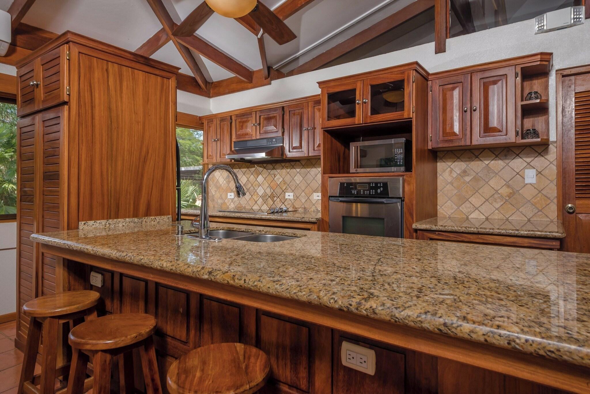 Villa Two Queen Beds