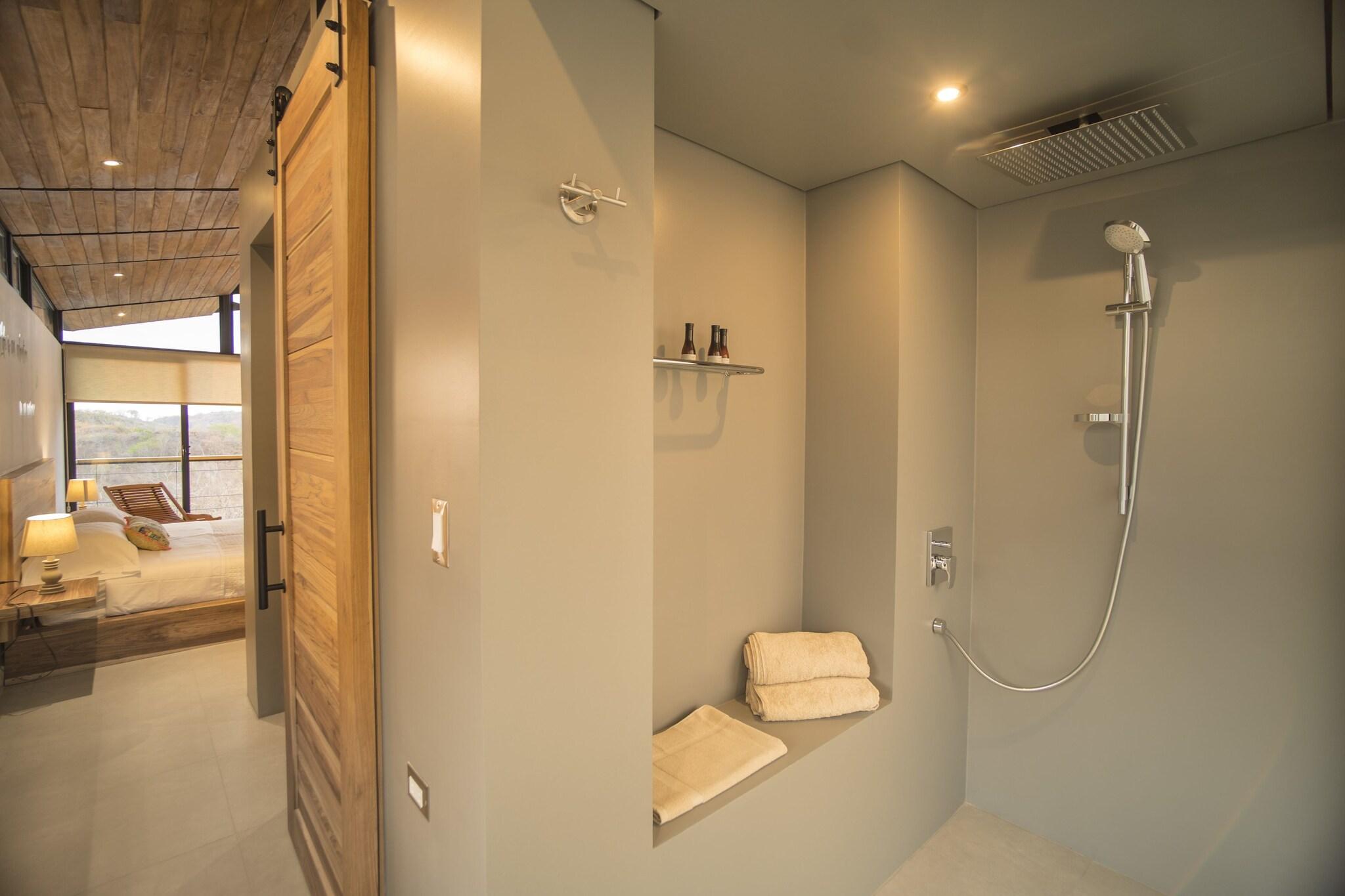 Studio Ocean View King Bed