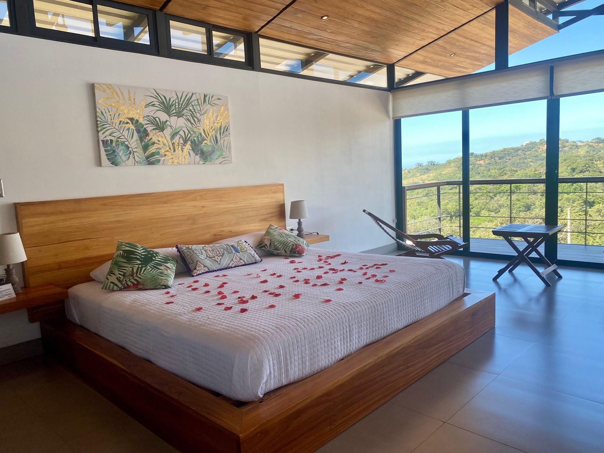 Studio Ocean View King Bed