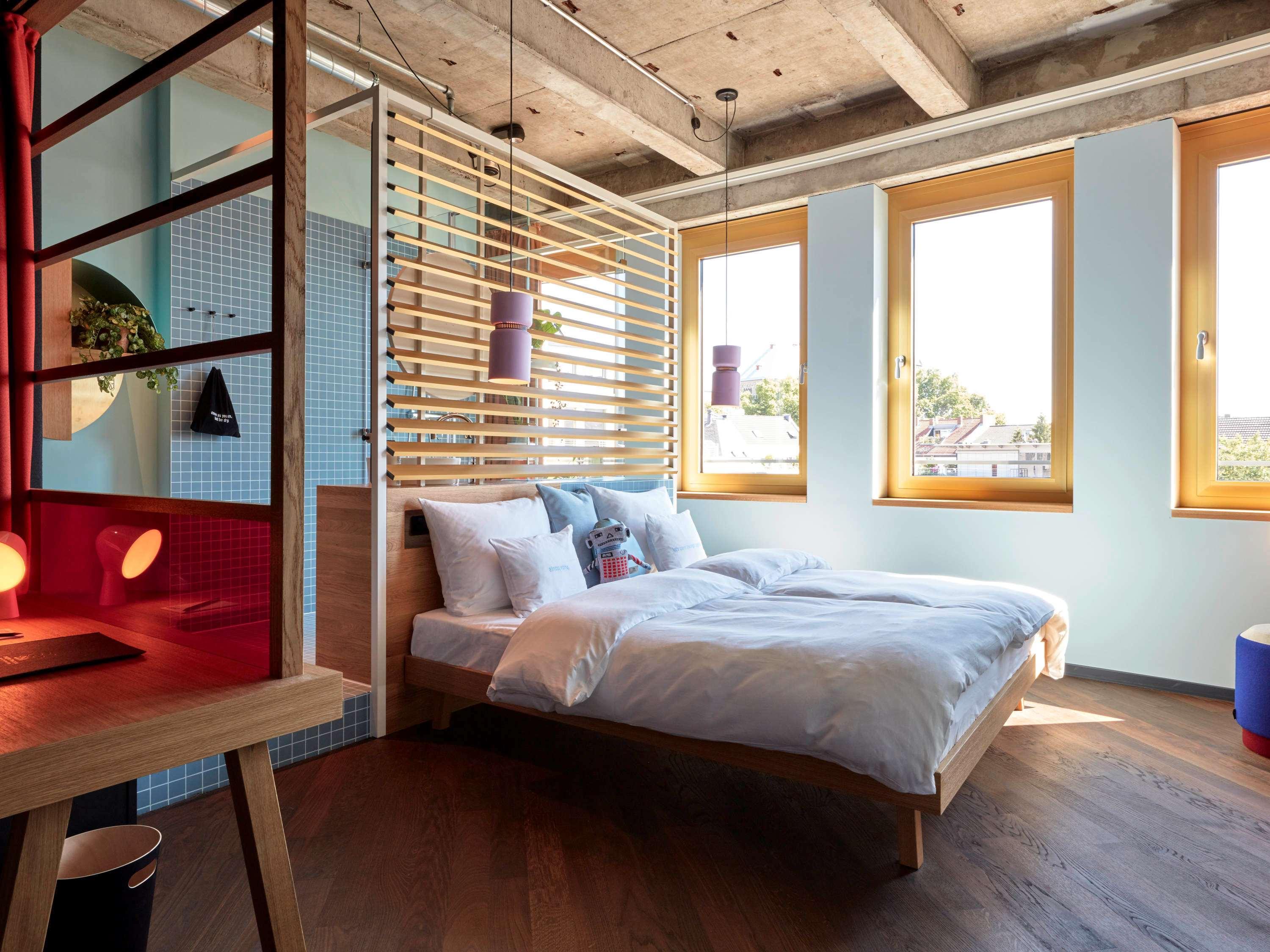 Double King Size Bed