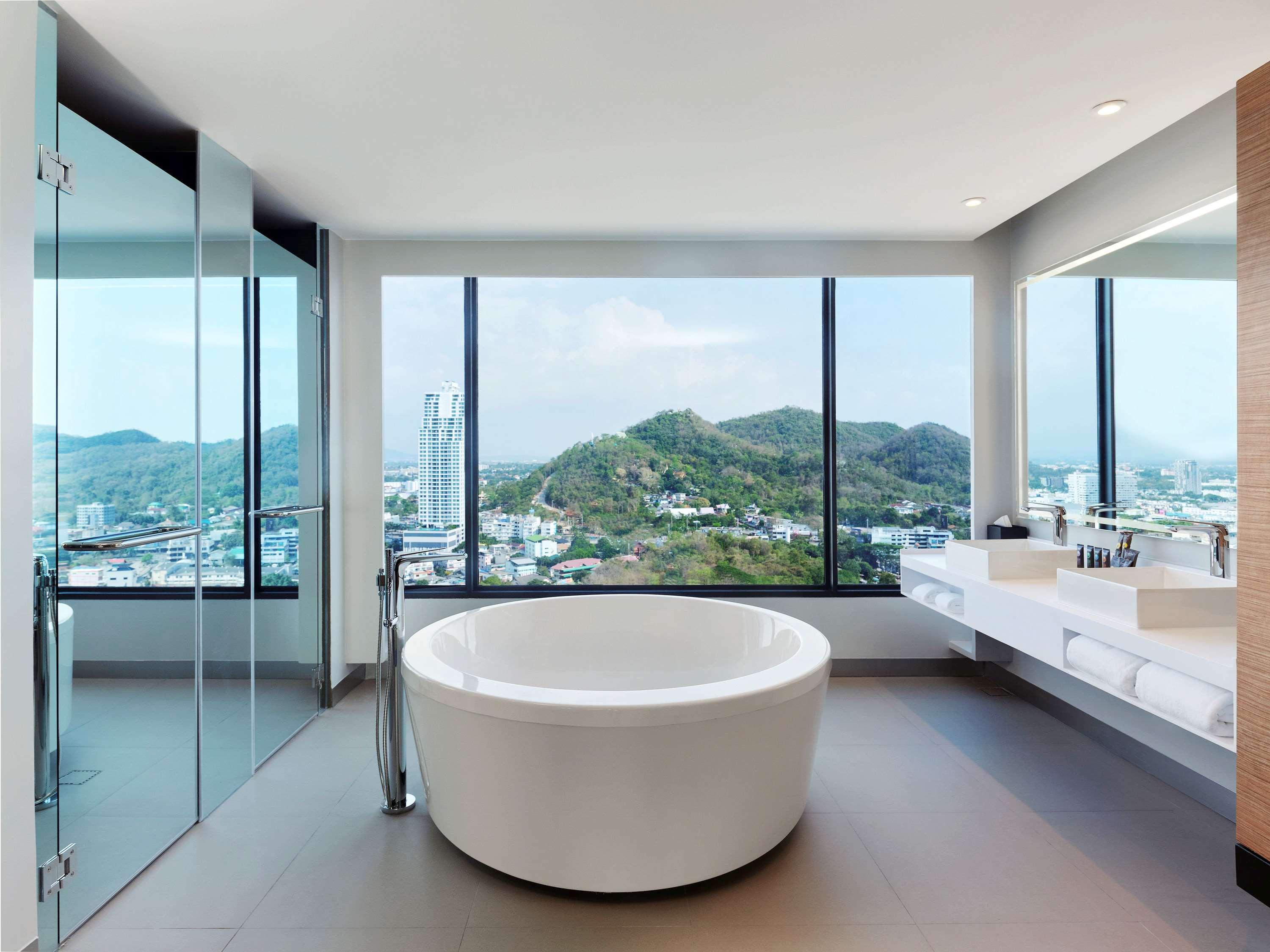 Junior Suite Sea View with Balcony