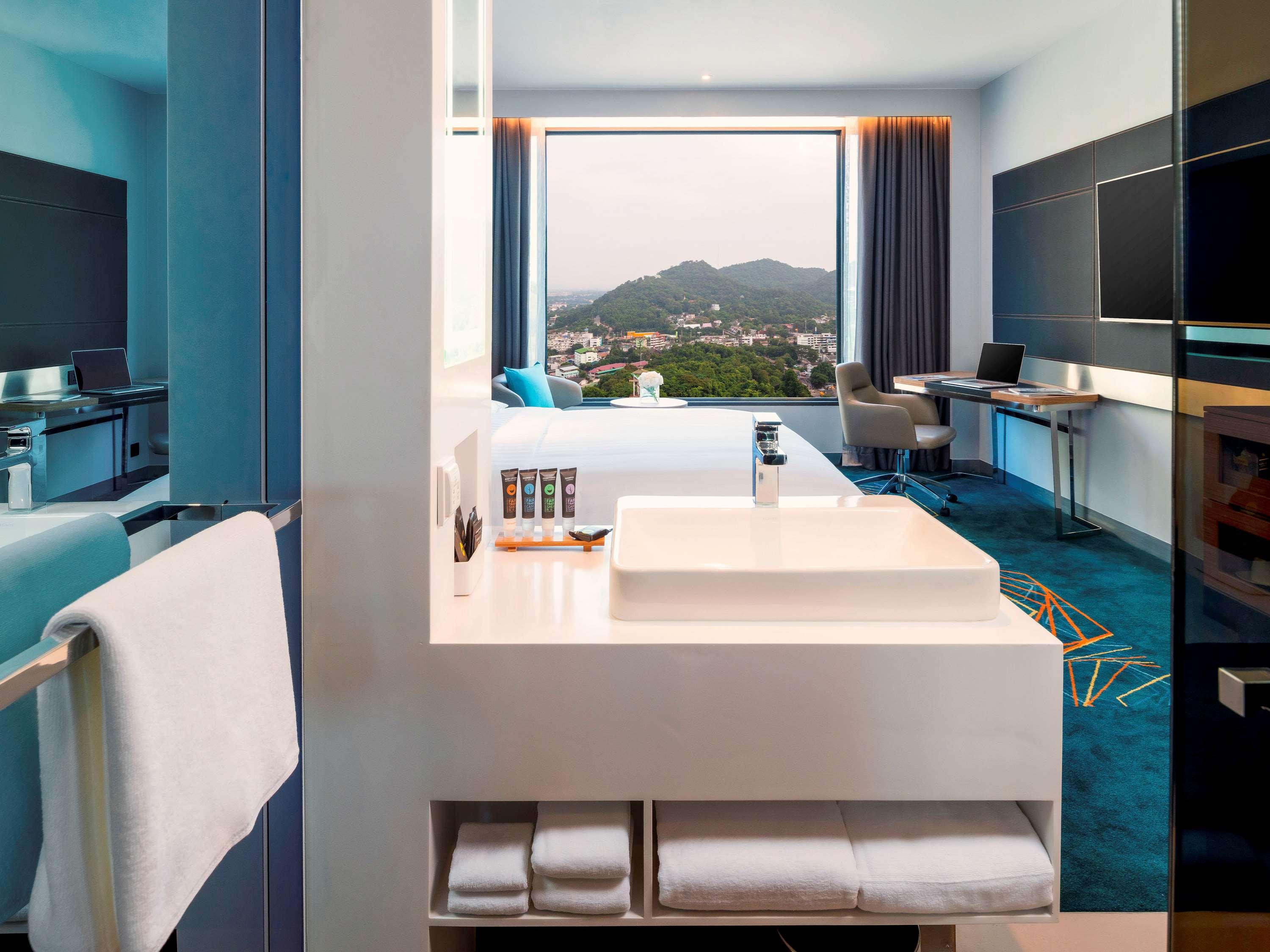 Double Superior King Bed