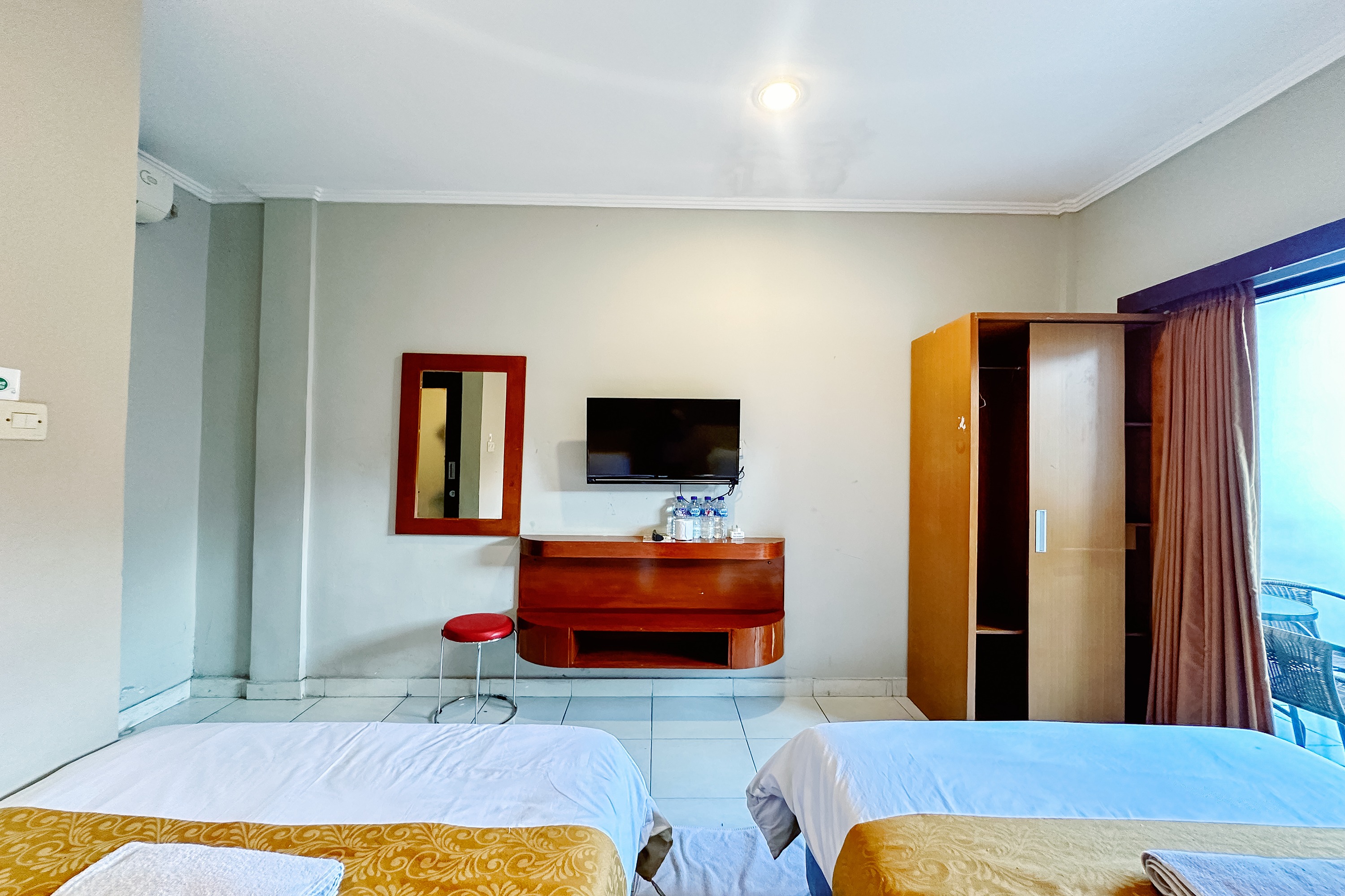 Family Room Standard