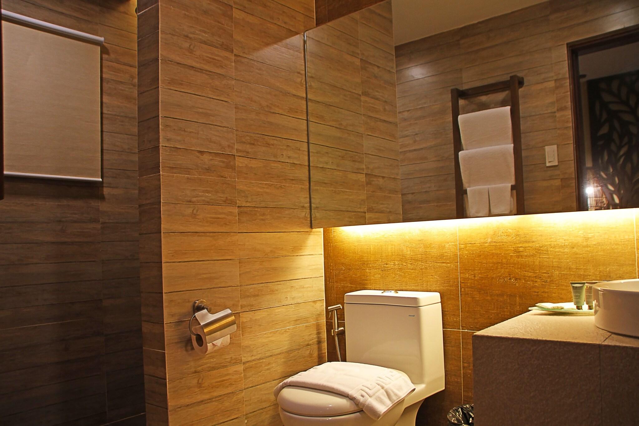 Double Superior King Bed