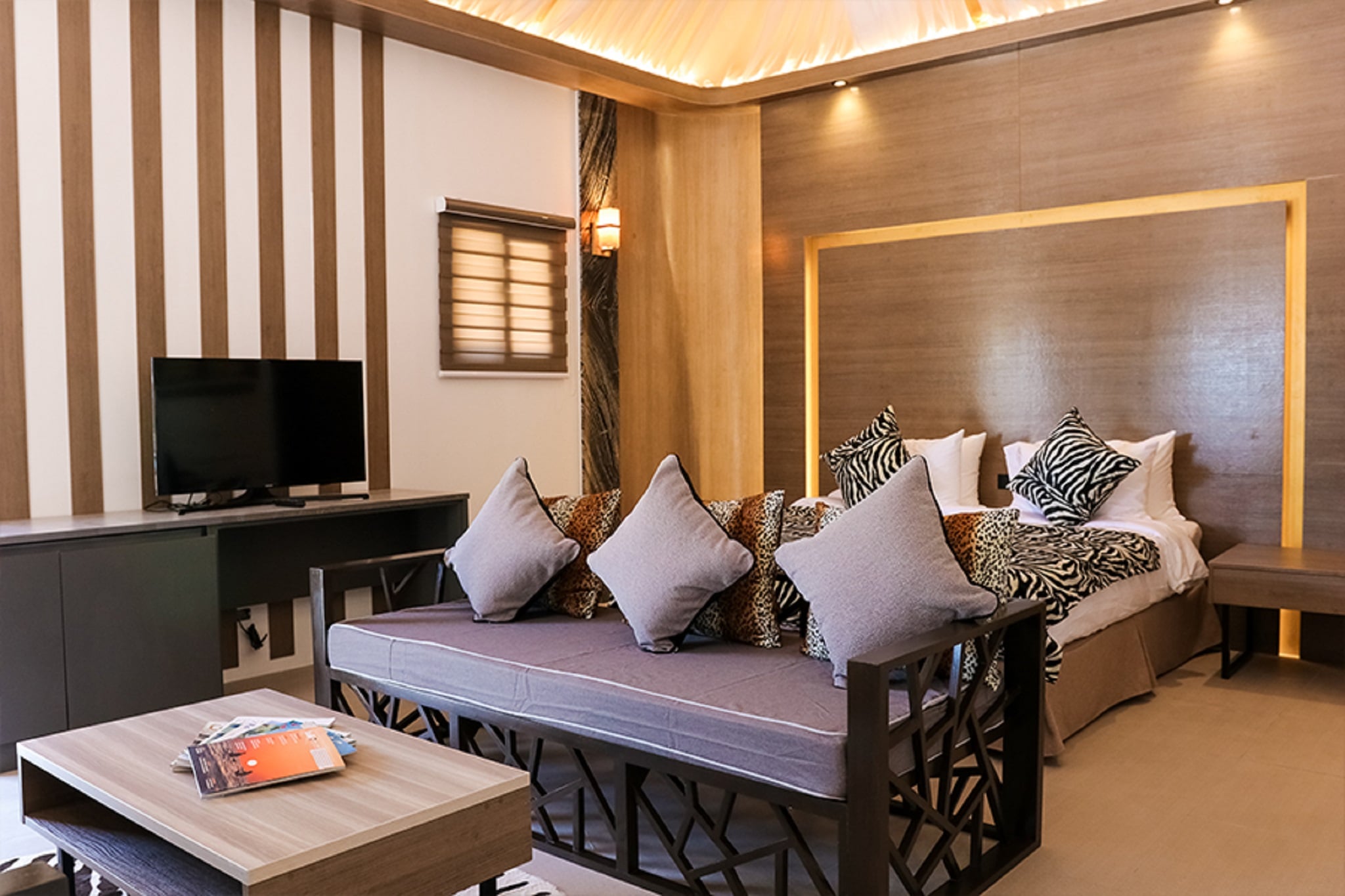 Double Deluxe King Bed