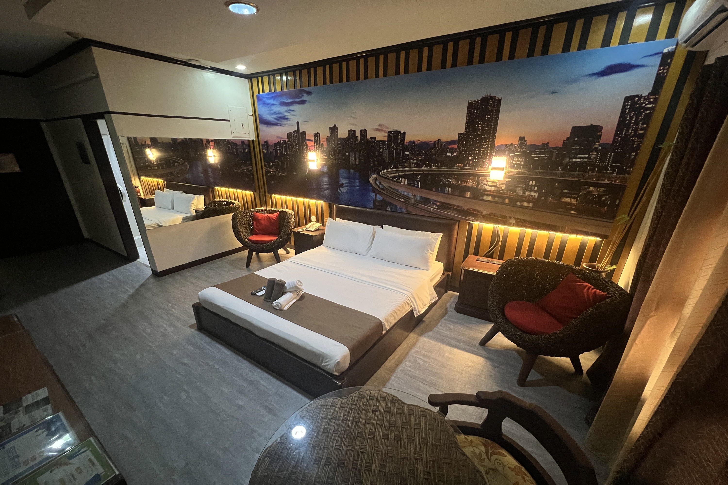 Double Superior Queen Bed