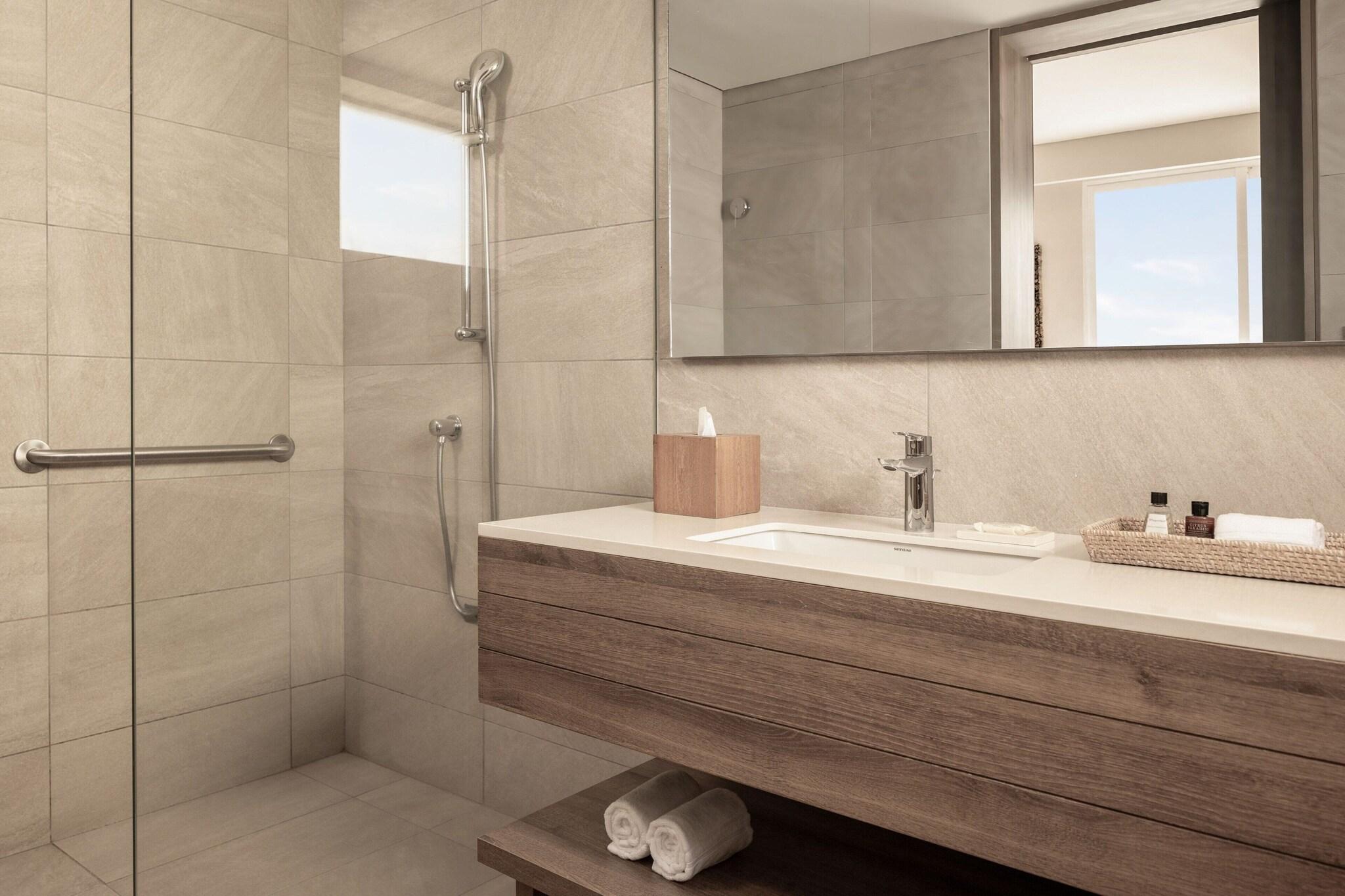 Junior Suite King Size Bed