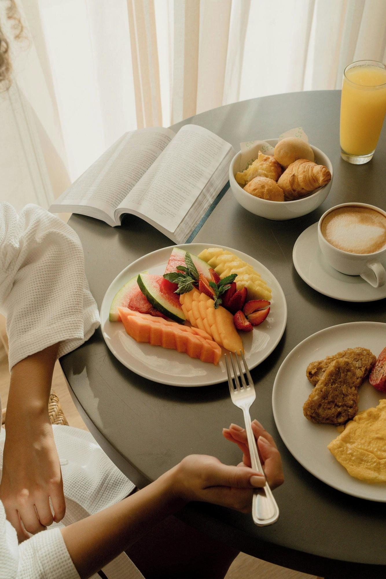 Suite Ocean Front King Bed