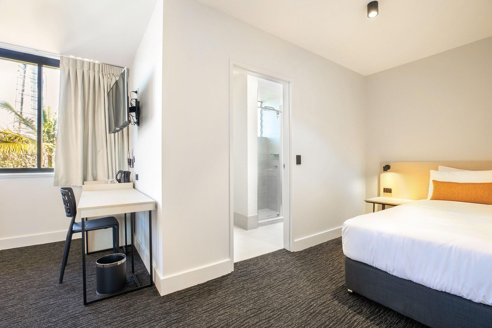 Studio Queen Size Bed