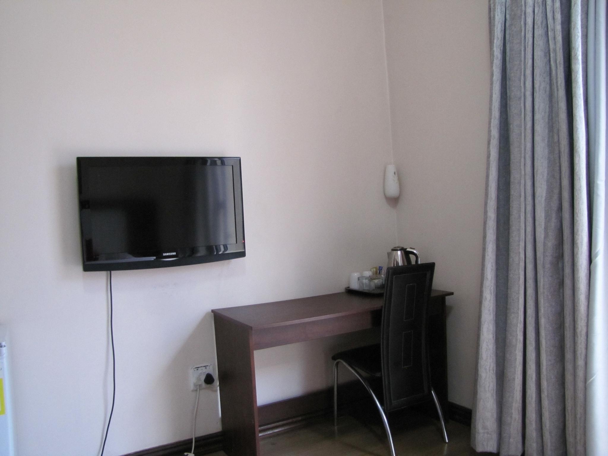 Family Room Two Queen Beds