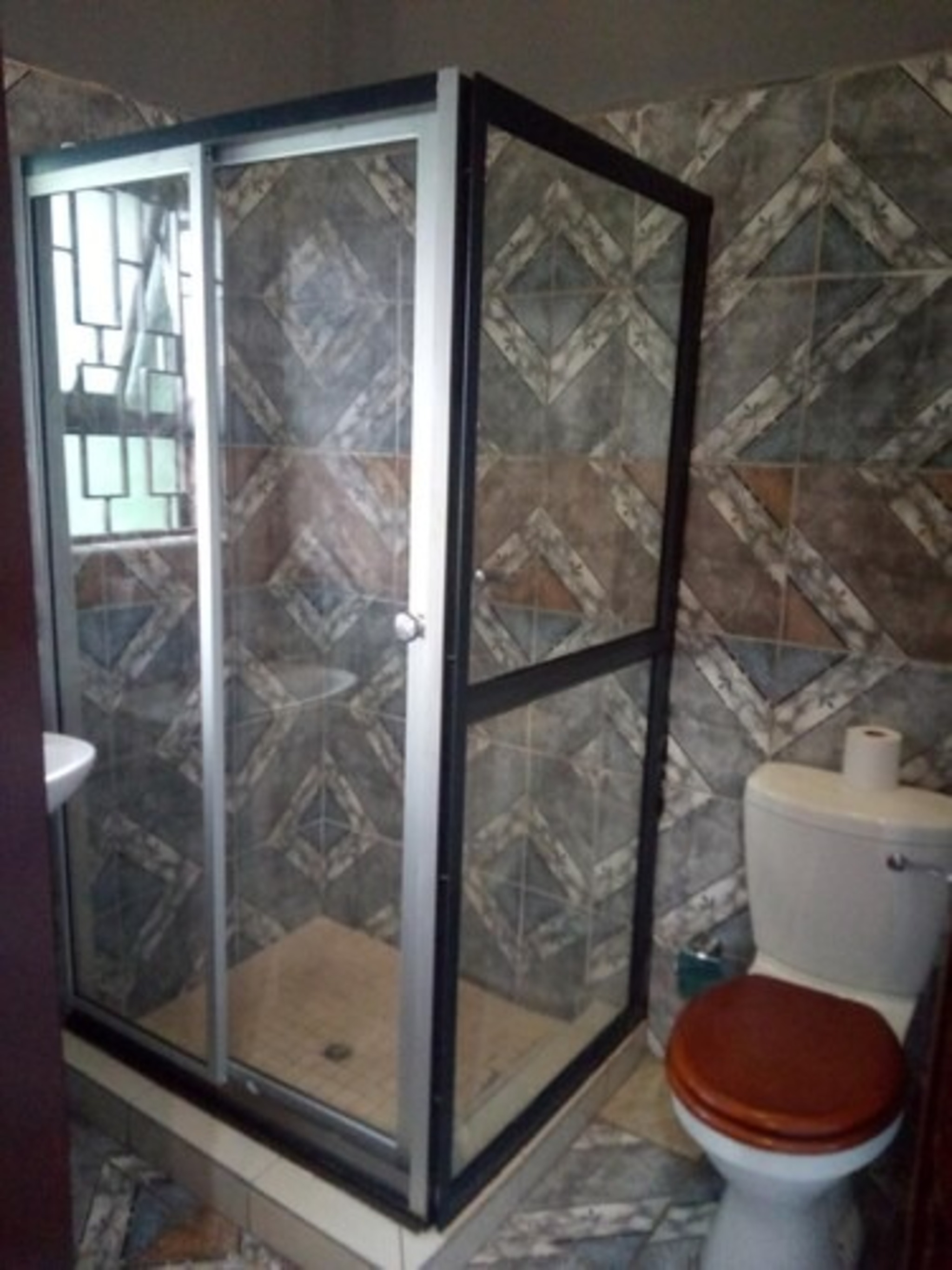 Double Queen Size Bed