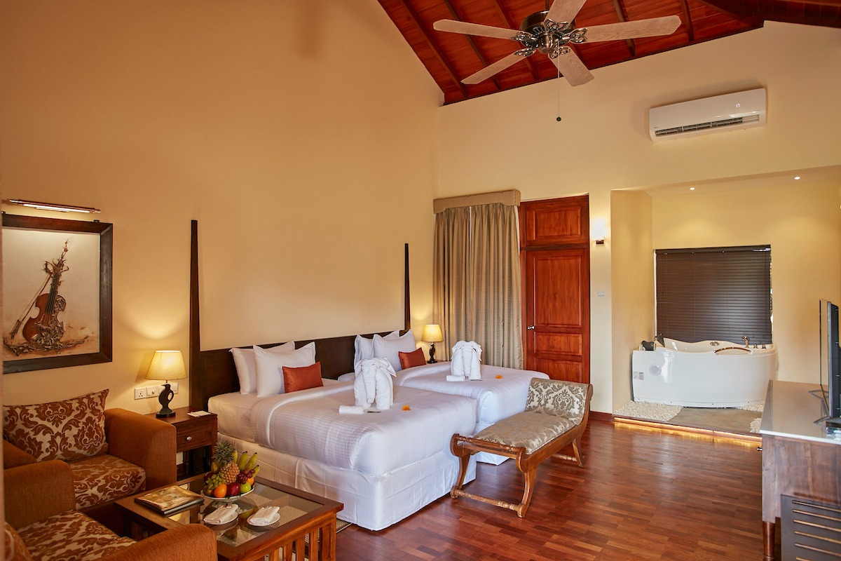 Twin Deluxe with Jacuzzi