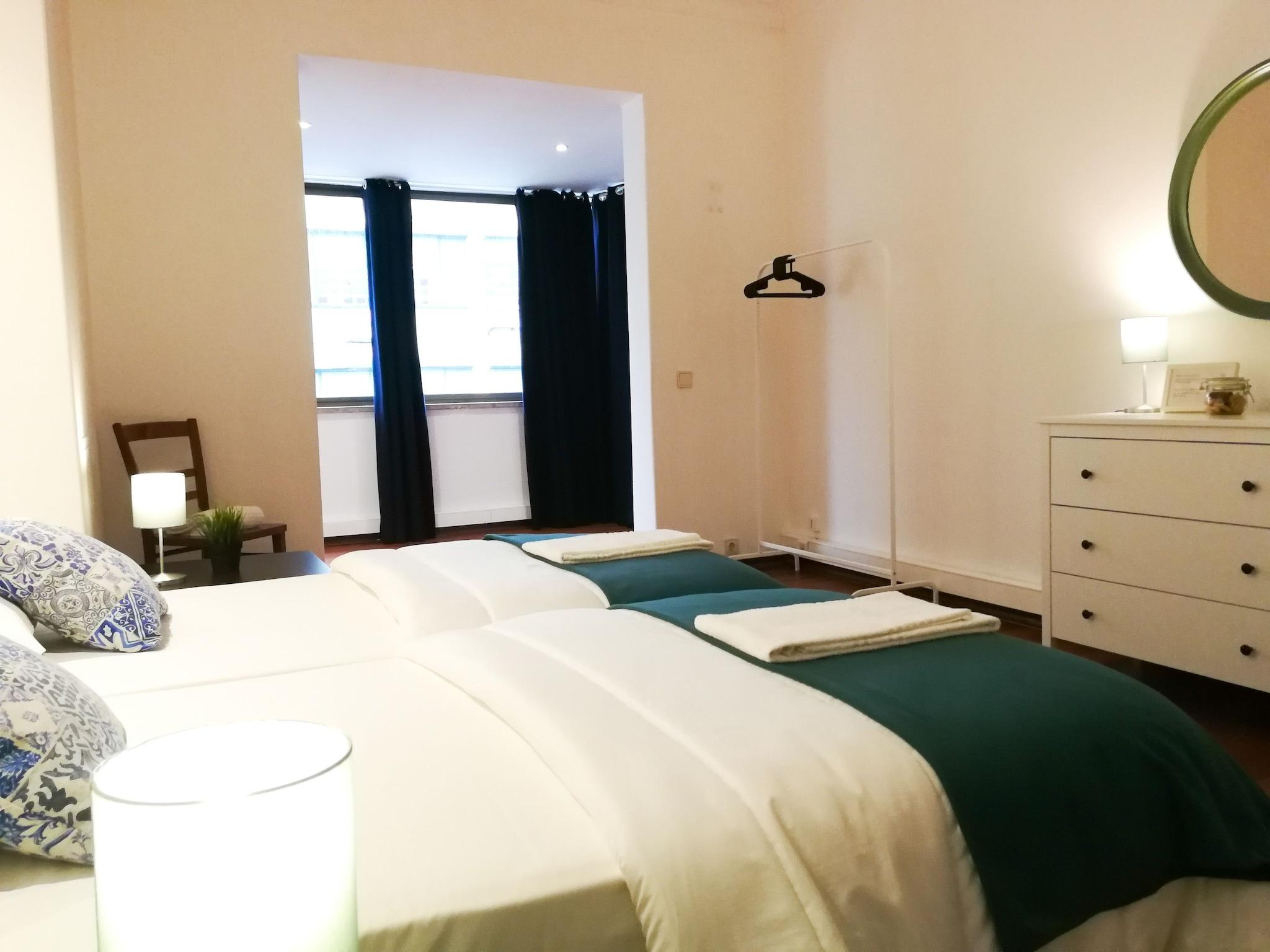 Double or Twin with Double Bed