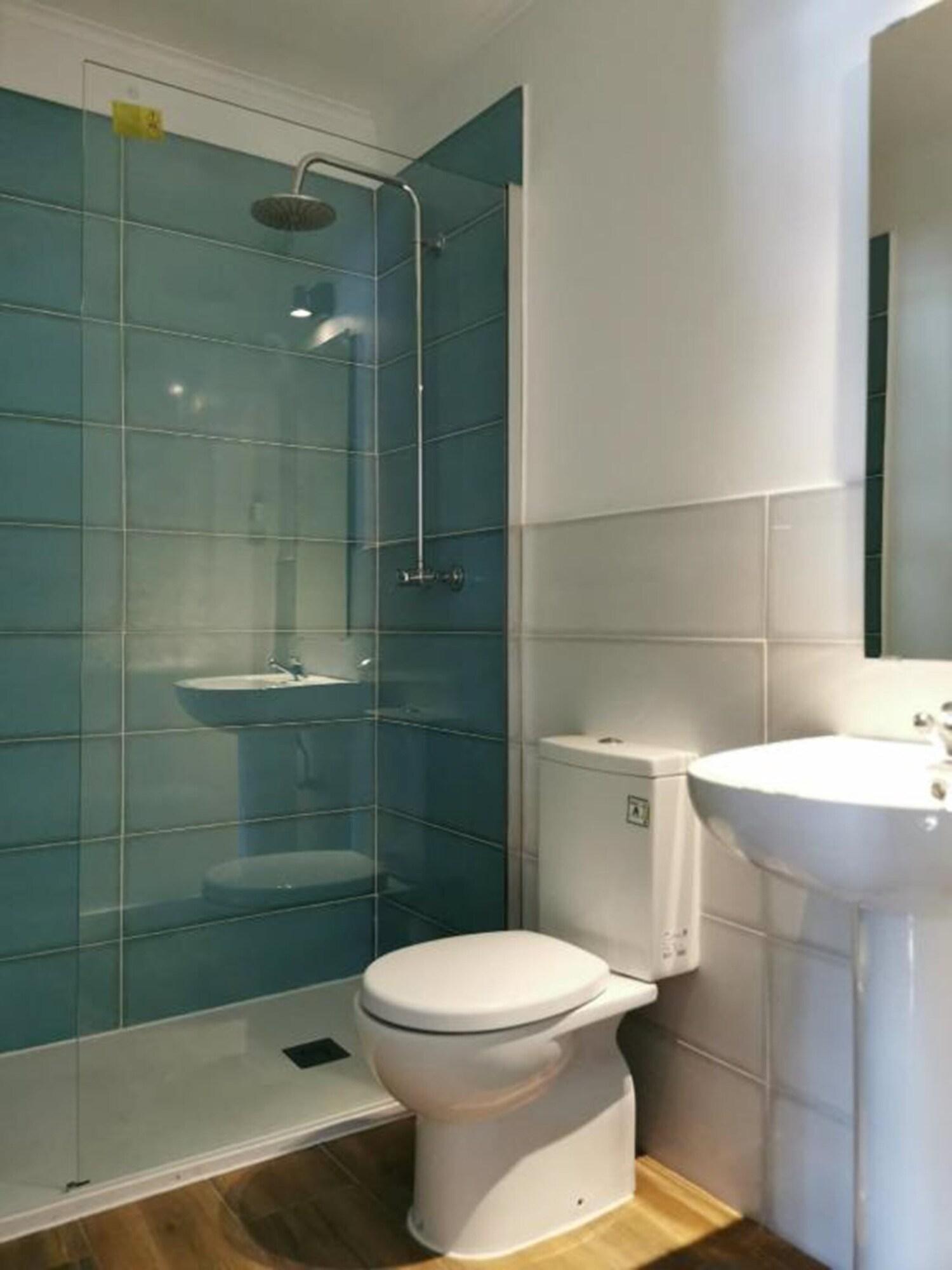 Quadruple Three Beds