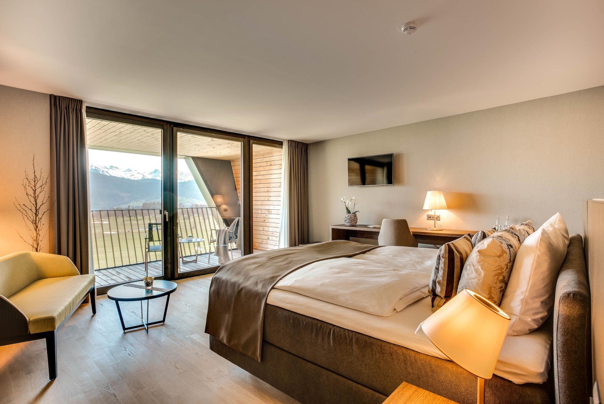 Junior Suite Mountain View