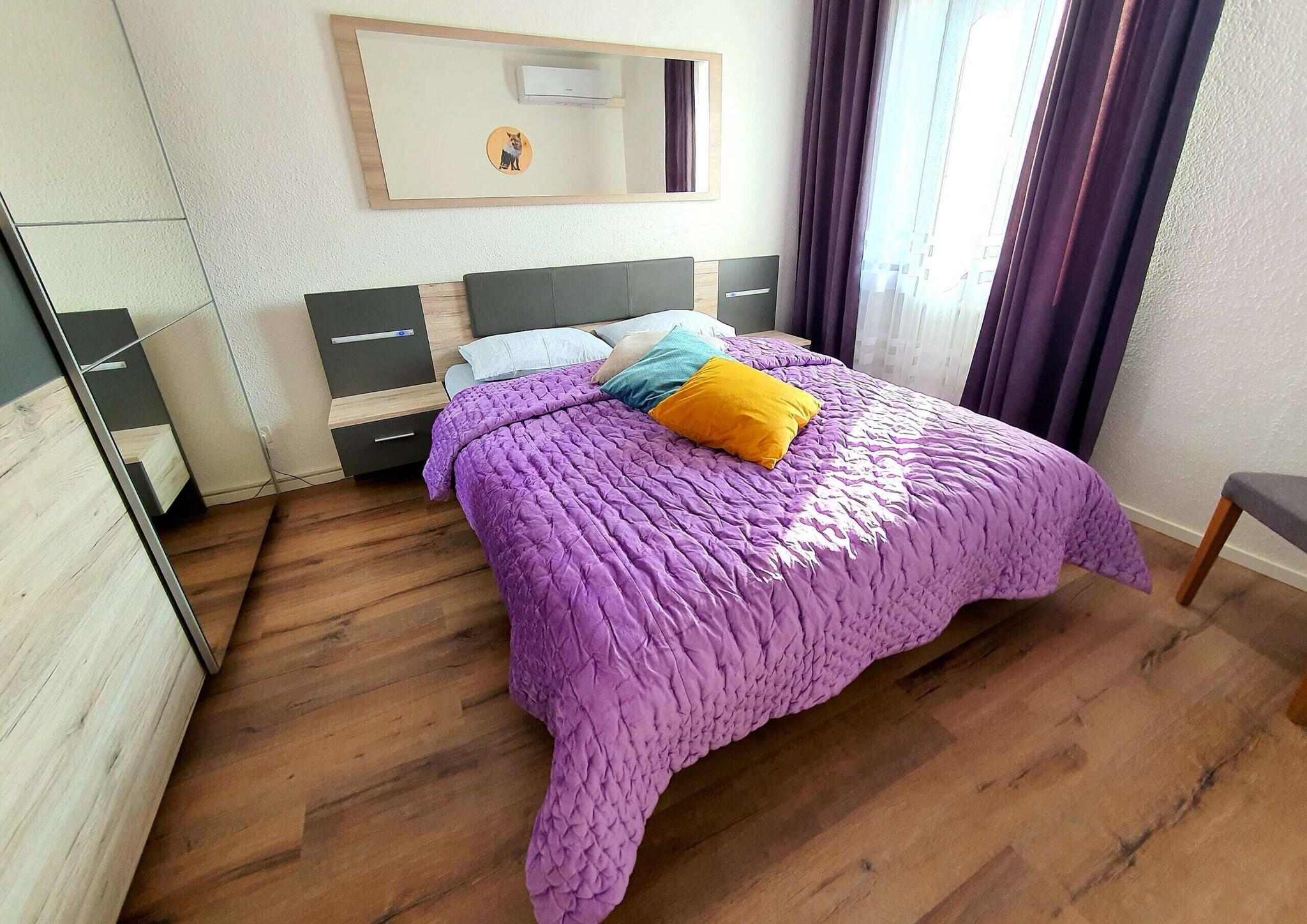 Double Queen Size Bed