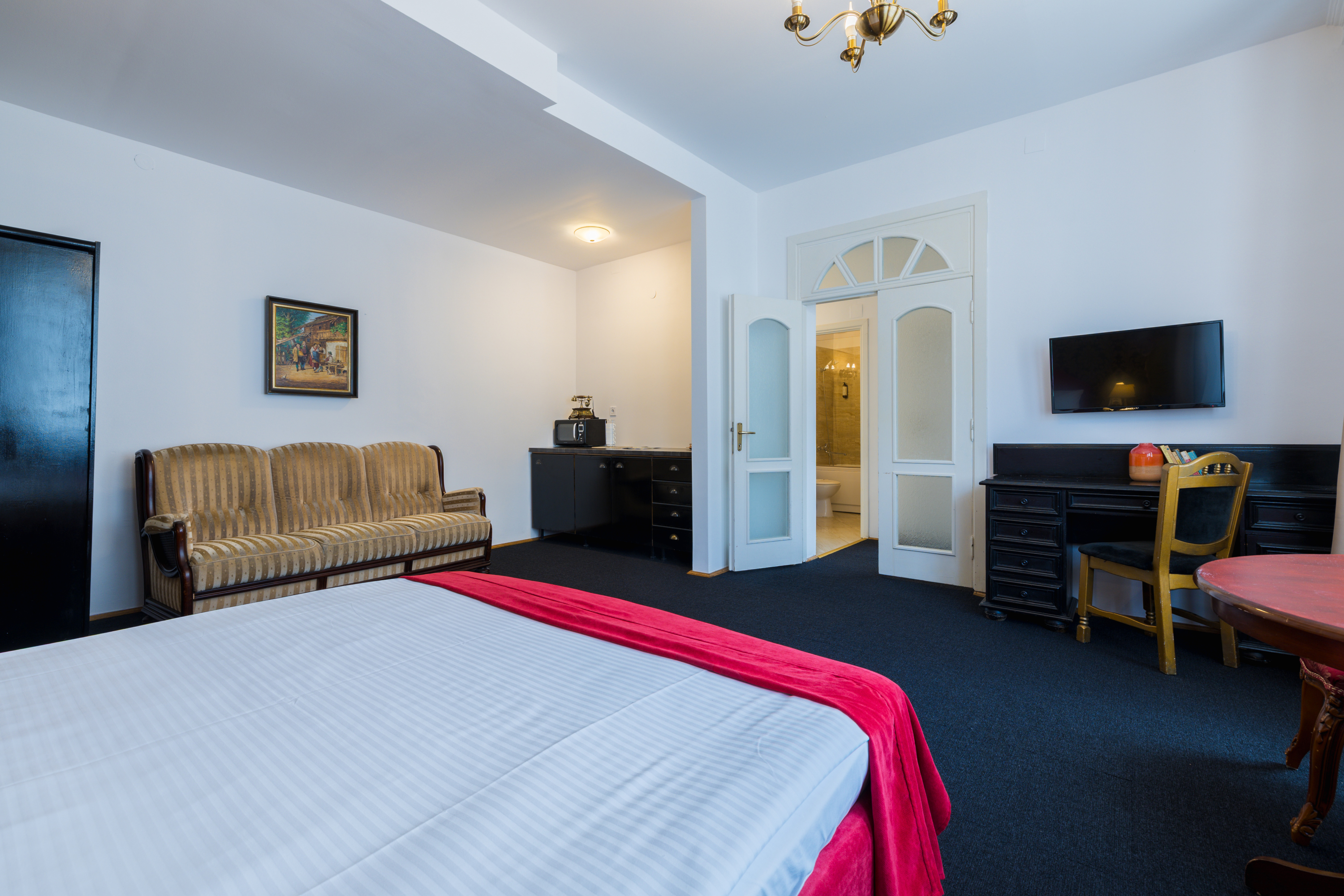 Quadruple Deluxe Two Bedroom