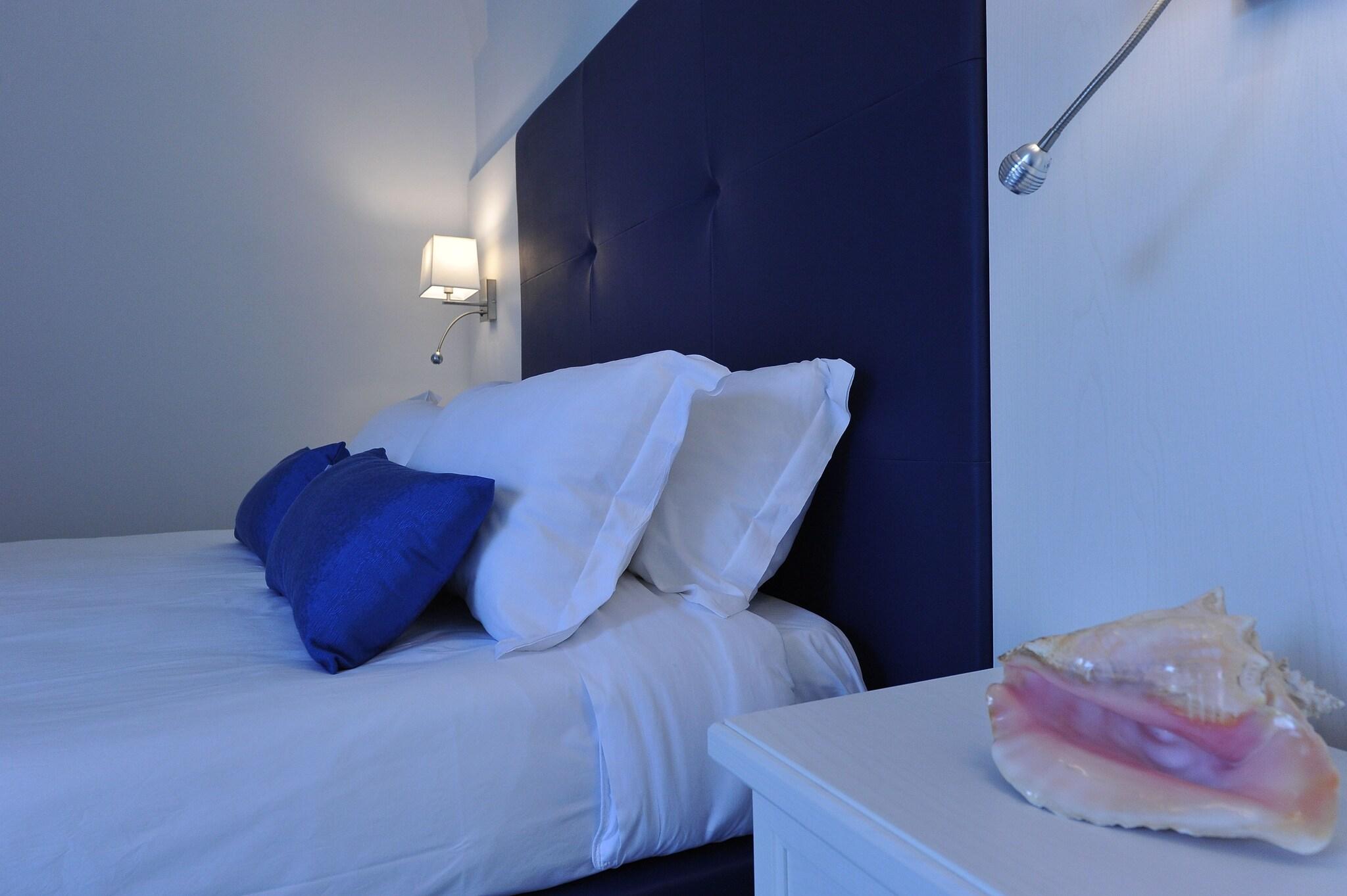 Double or Twin Queen Size Bed