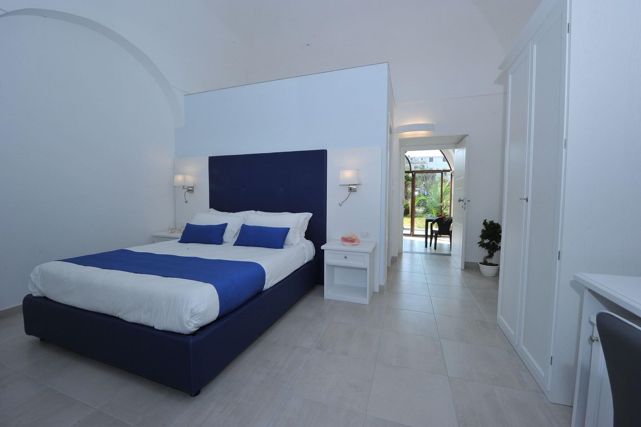 Double or Twin Queen Size Bed