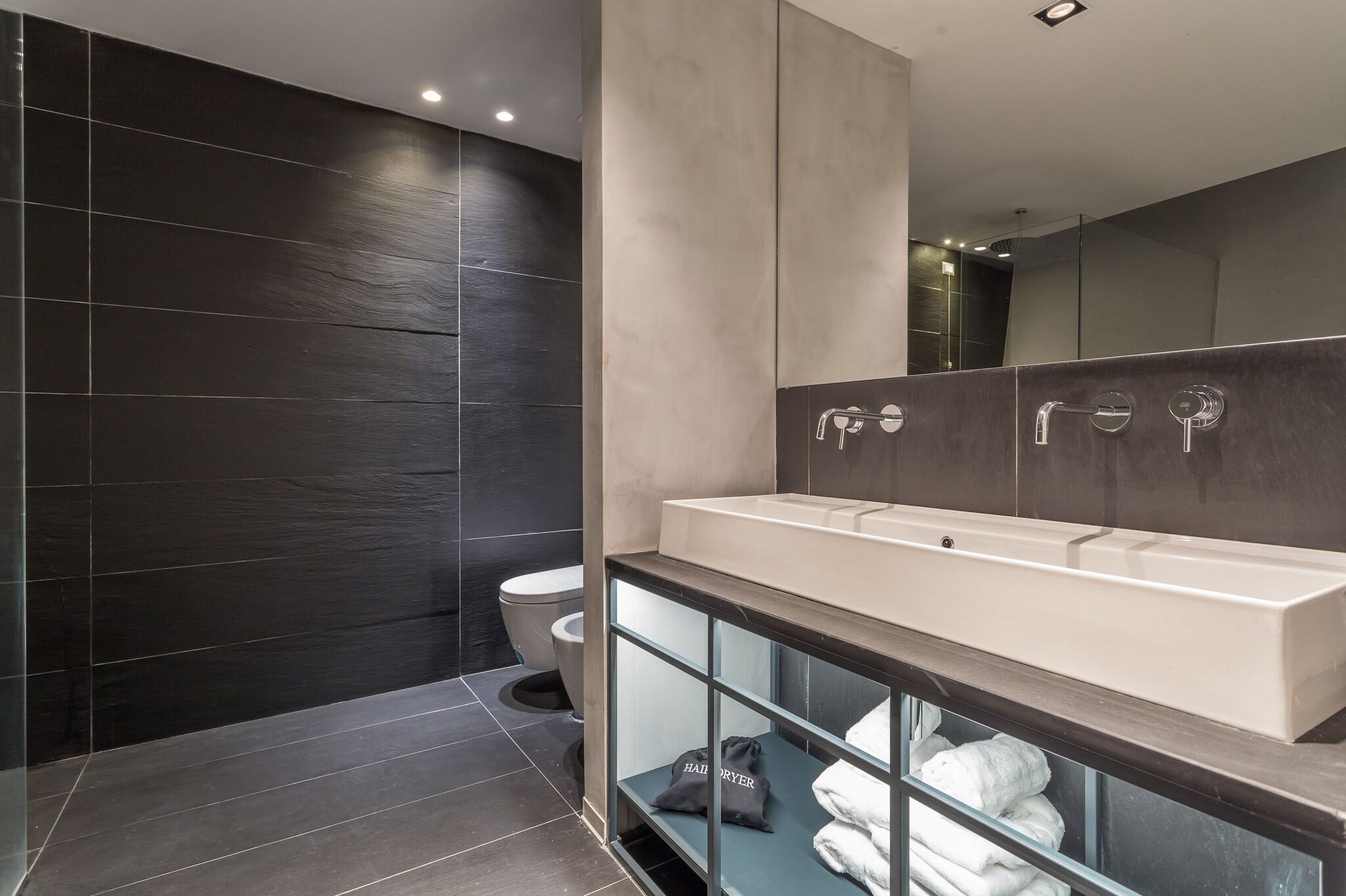 Suite Garden View King Bed