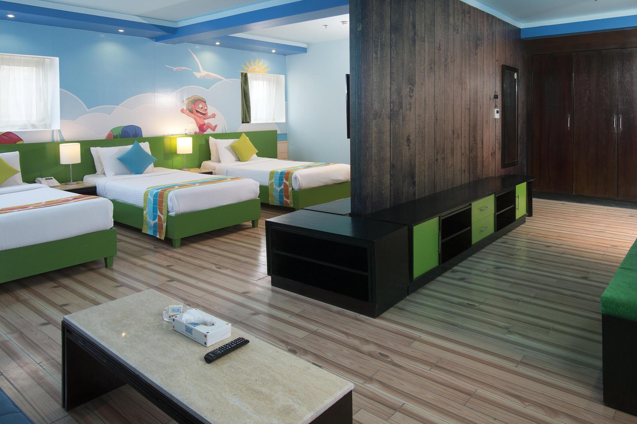 Family Room Three Beds