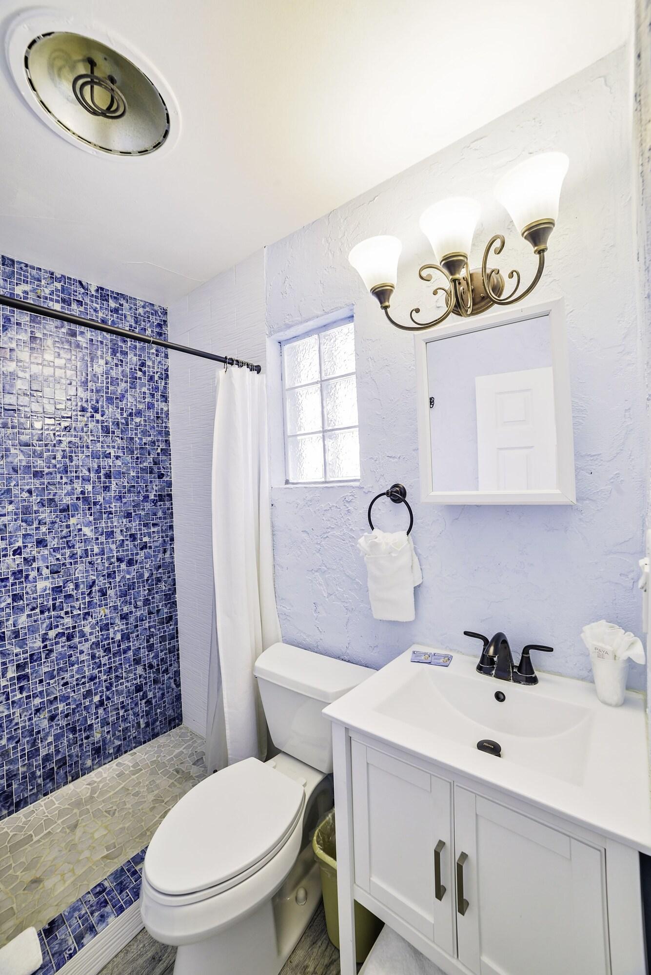 Suite Queen Size Bed