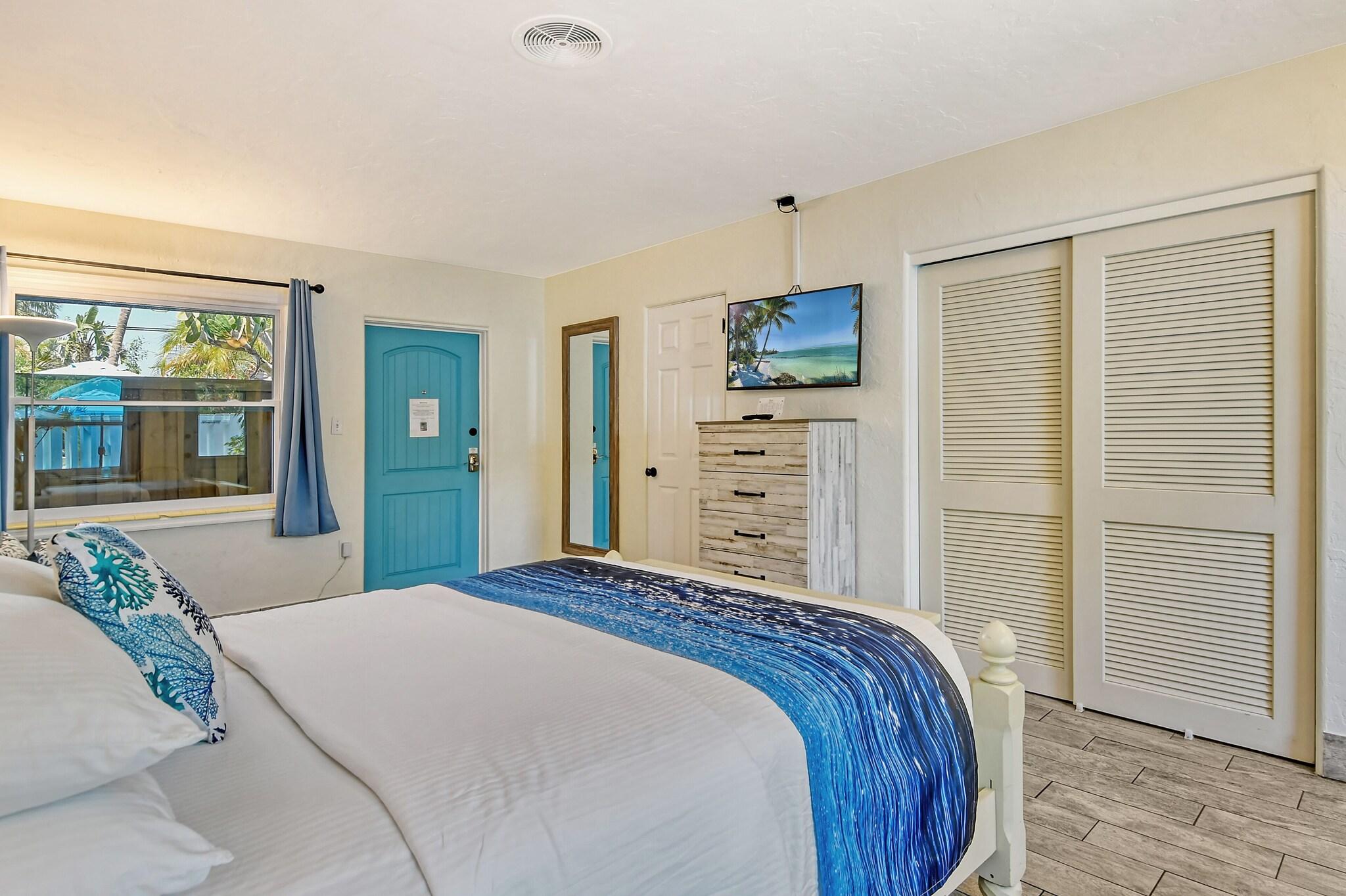 Studio Queen Size Bed