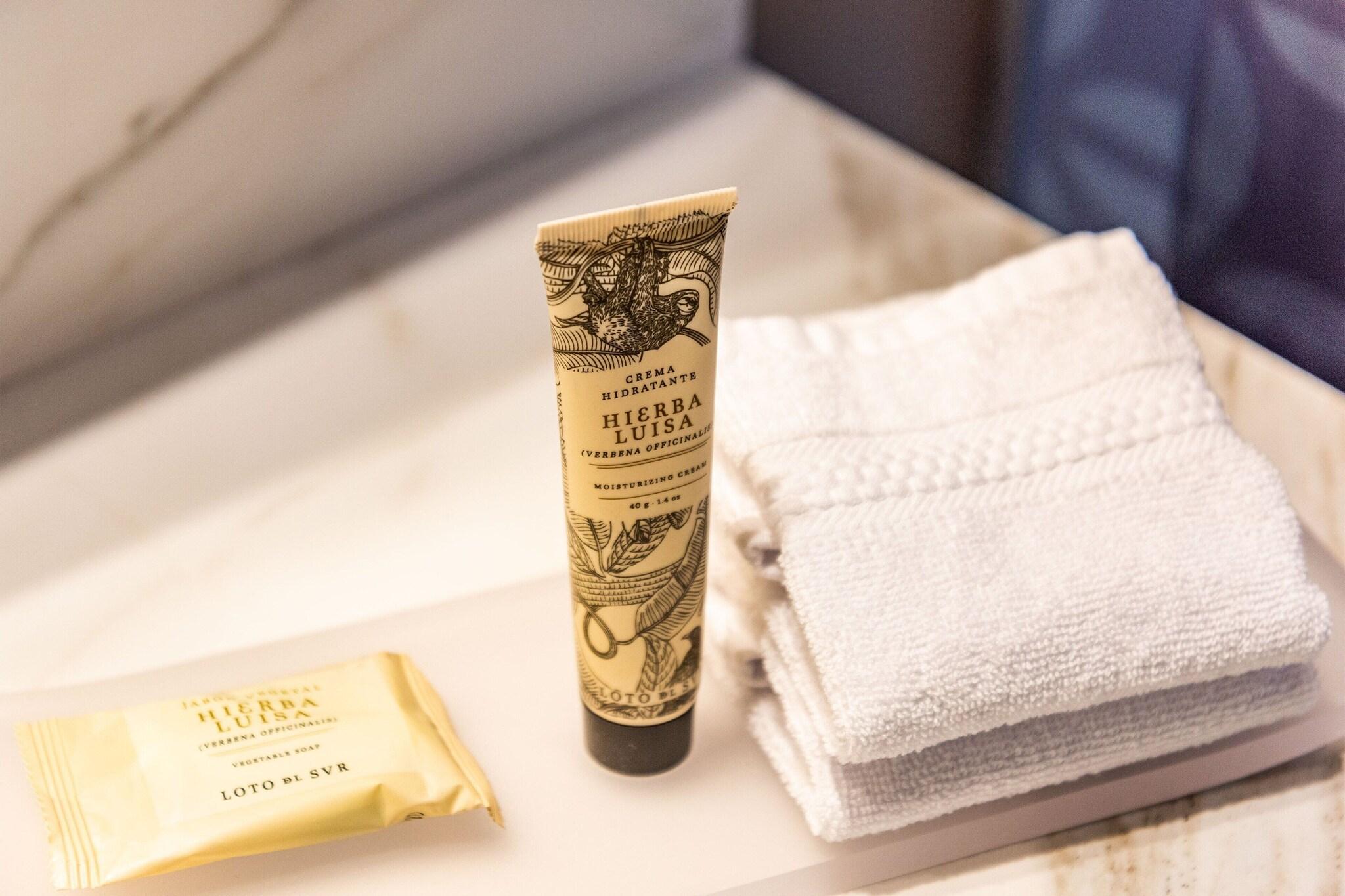 Double Premium City View