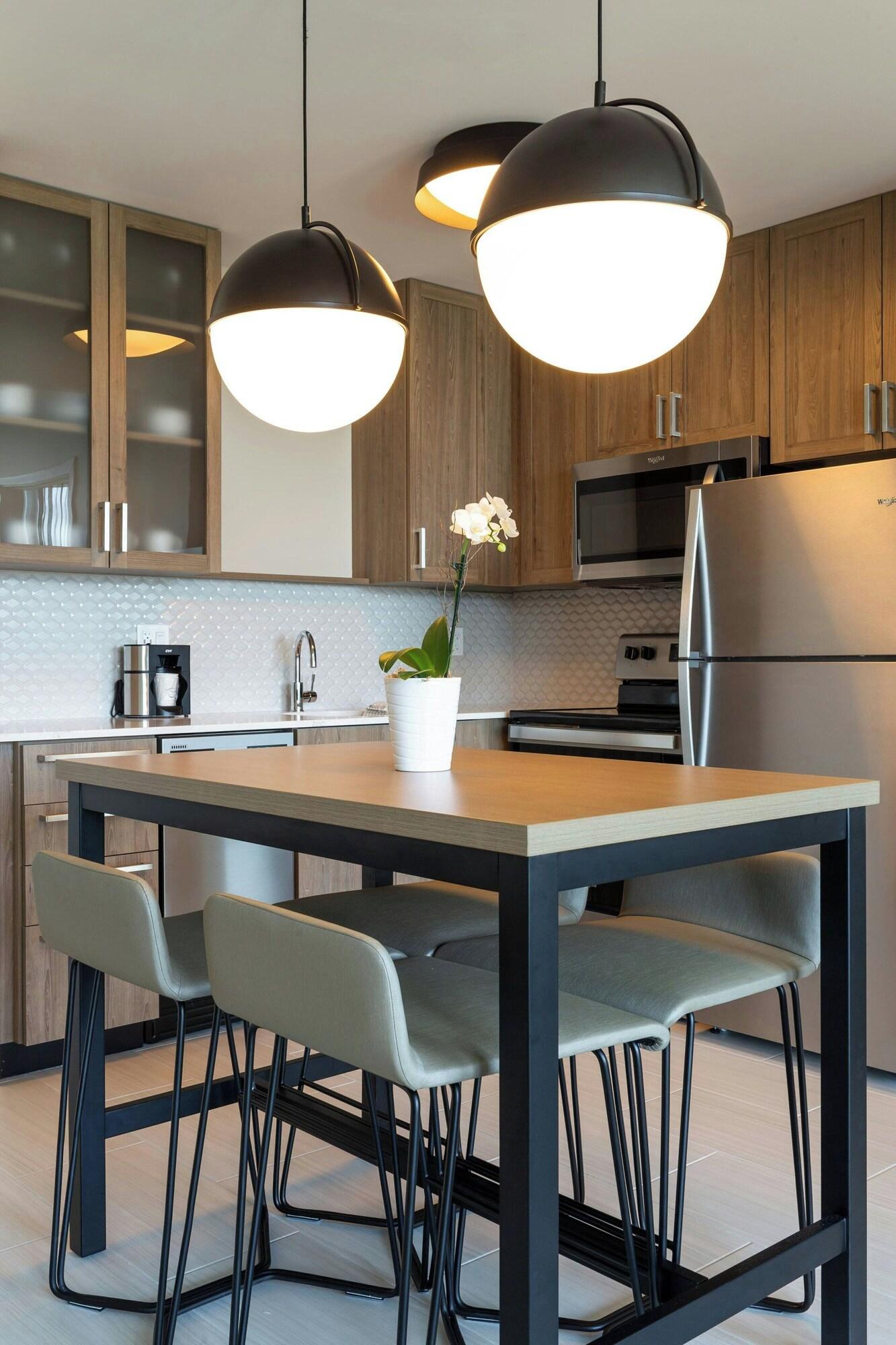 Suite King Bed Two Bedrooms