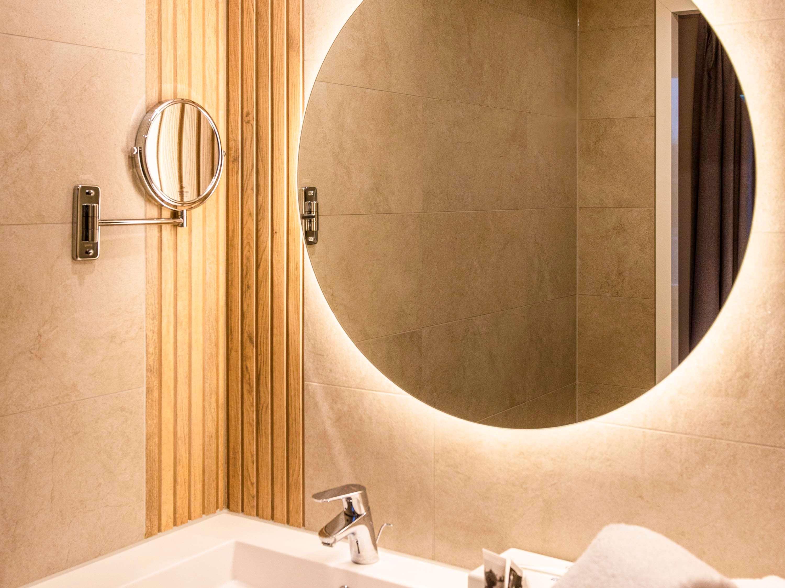 Double Classic King Bed