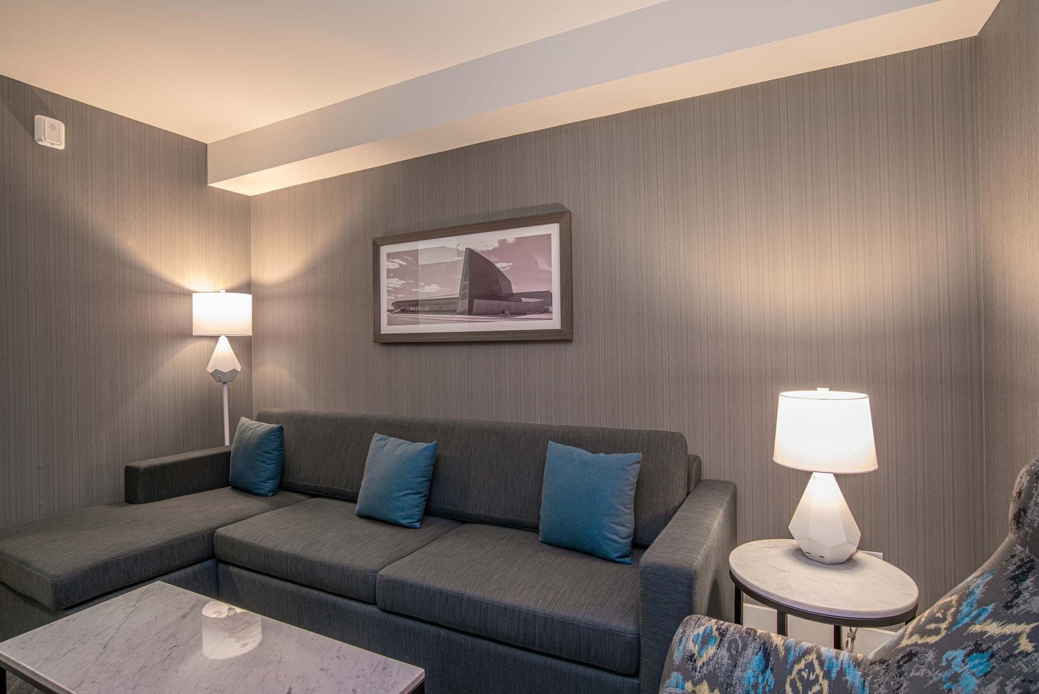 Suite with Kitchenette