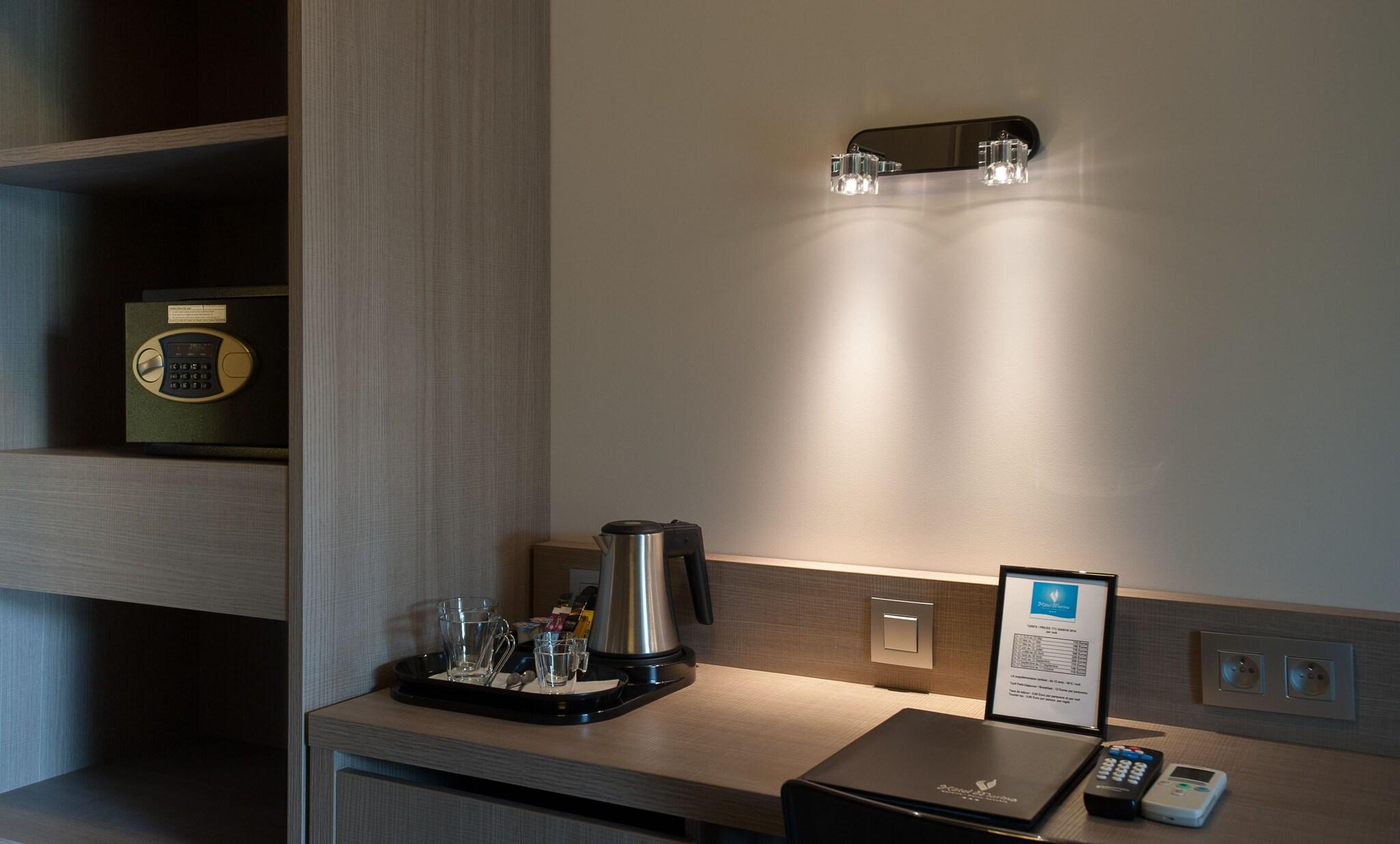 Double Queen Bed Non Smoking