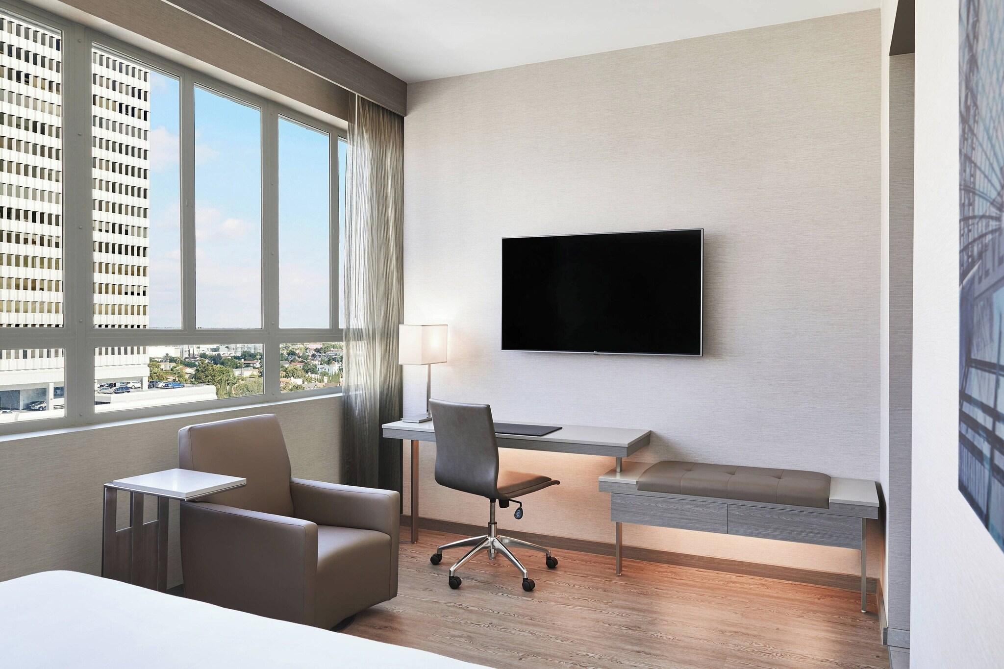 Double Accessible King Size Bed