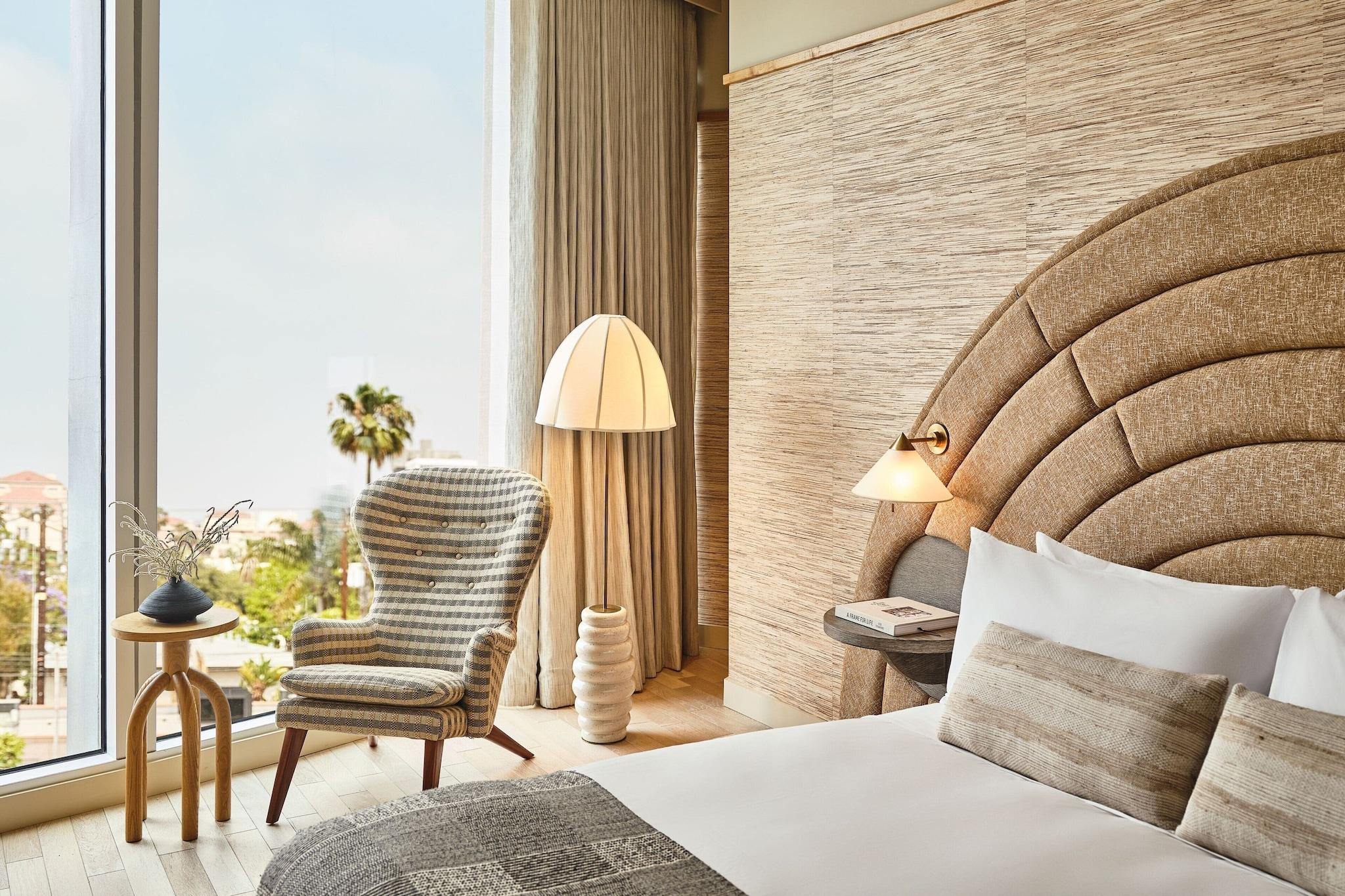 Double Deluxe Two Queen Beds