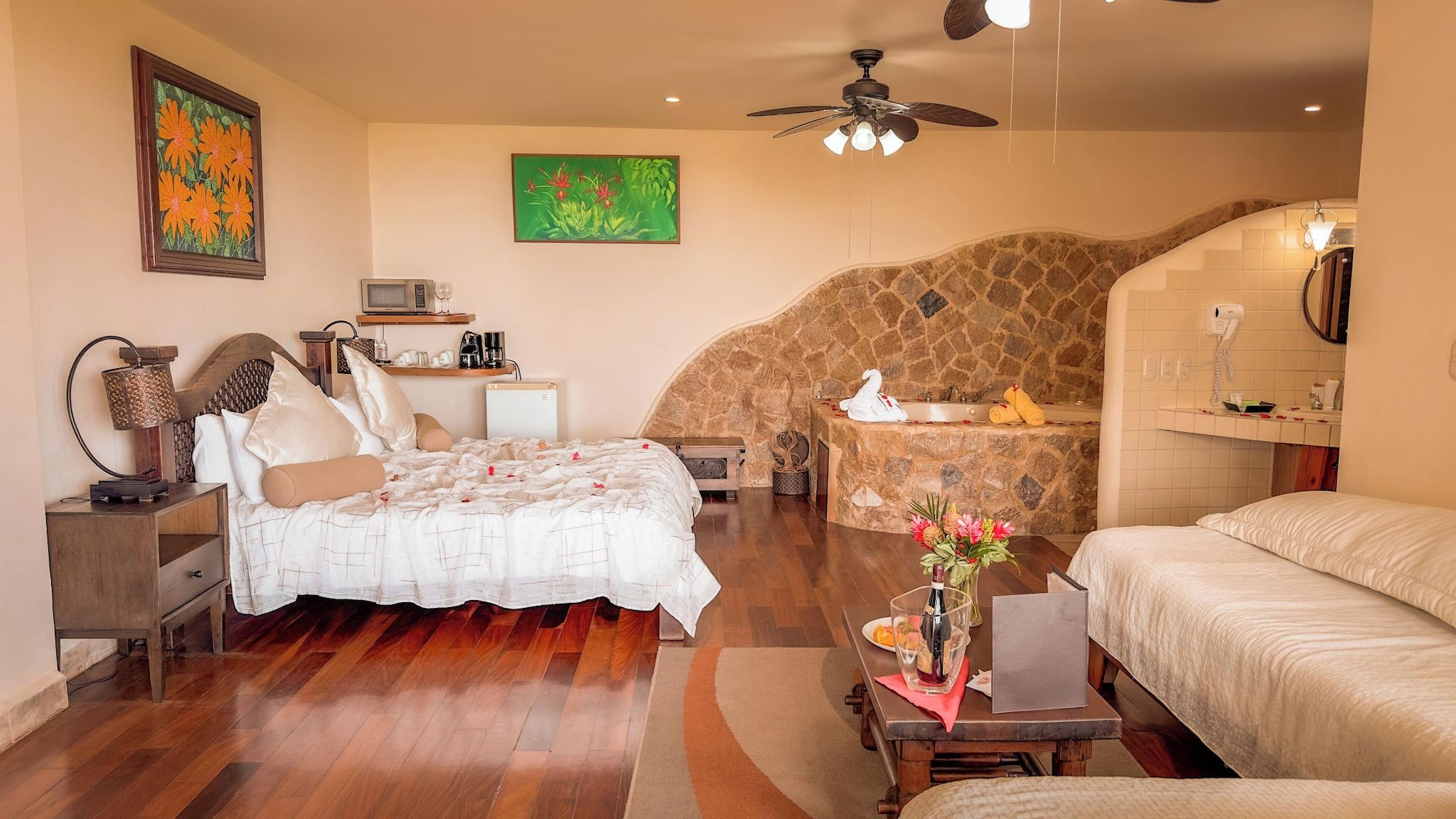 Junior Suite Ocean View King Bed