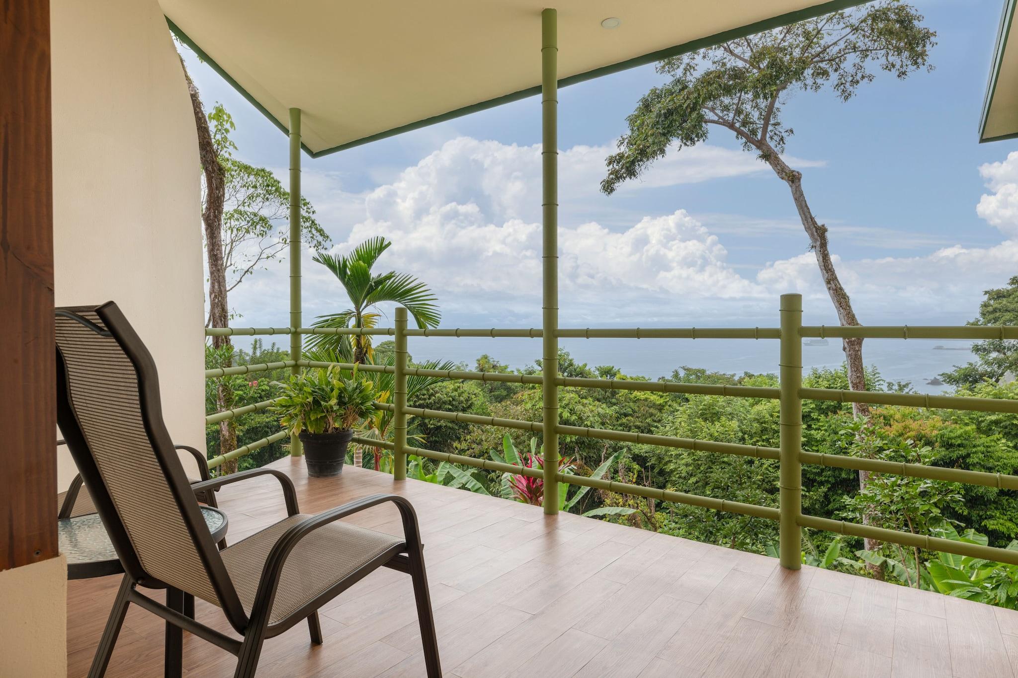 Junior Suite Ocean View King Bed