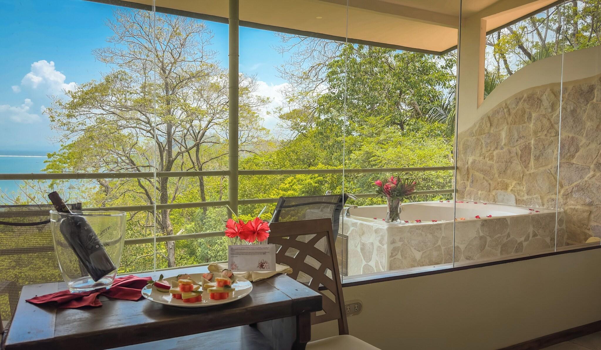 Suite Deluxe Ocean View