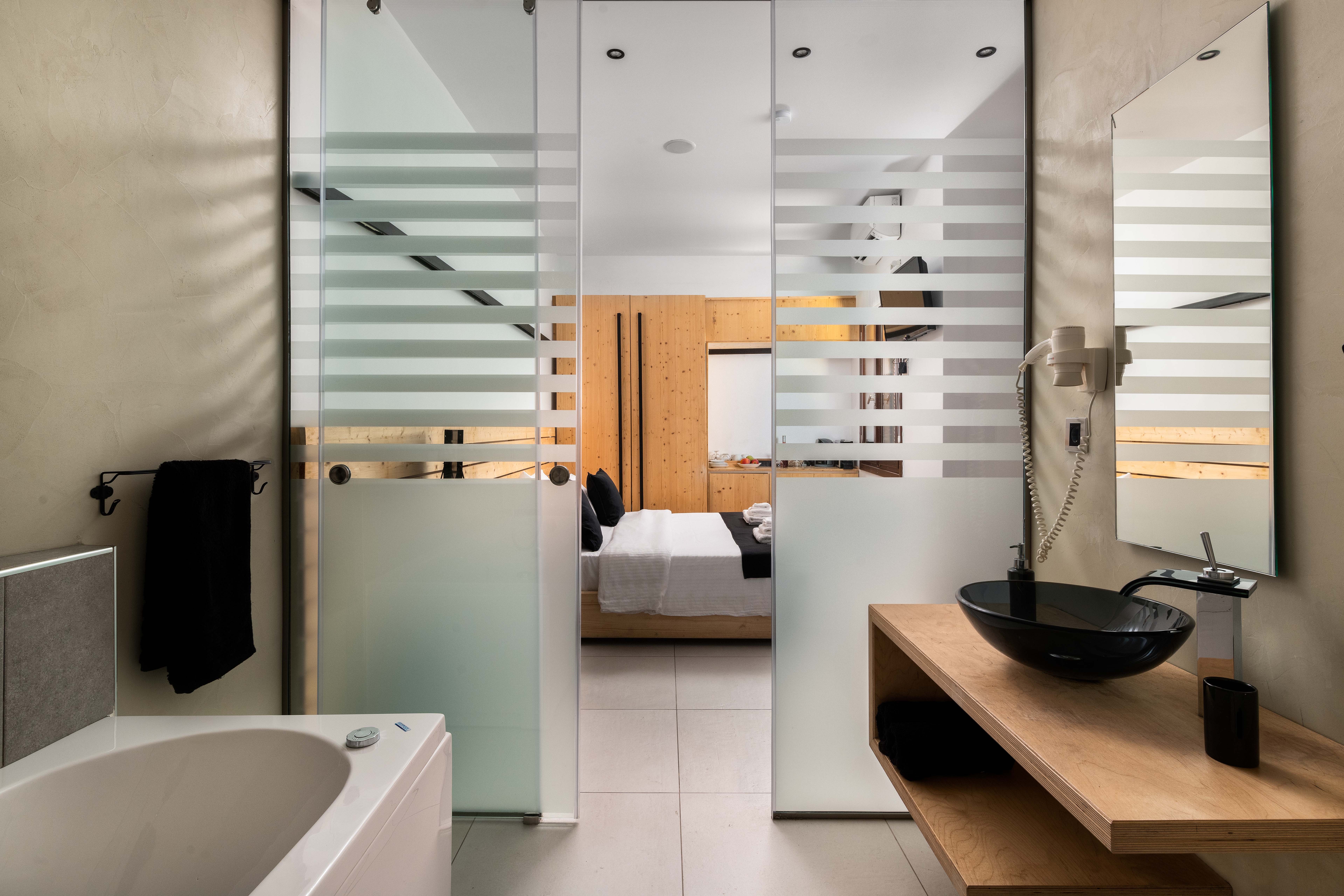 Twin One Bedroom One Bathroom