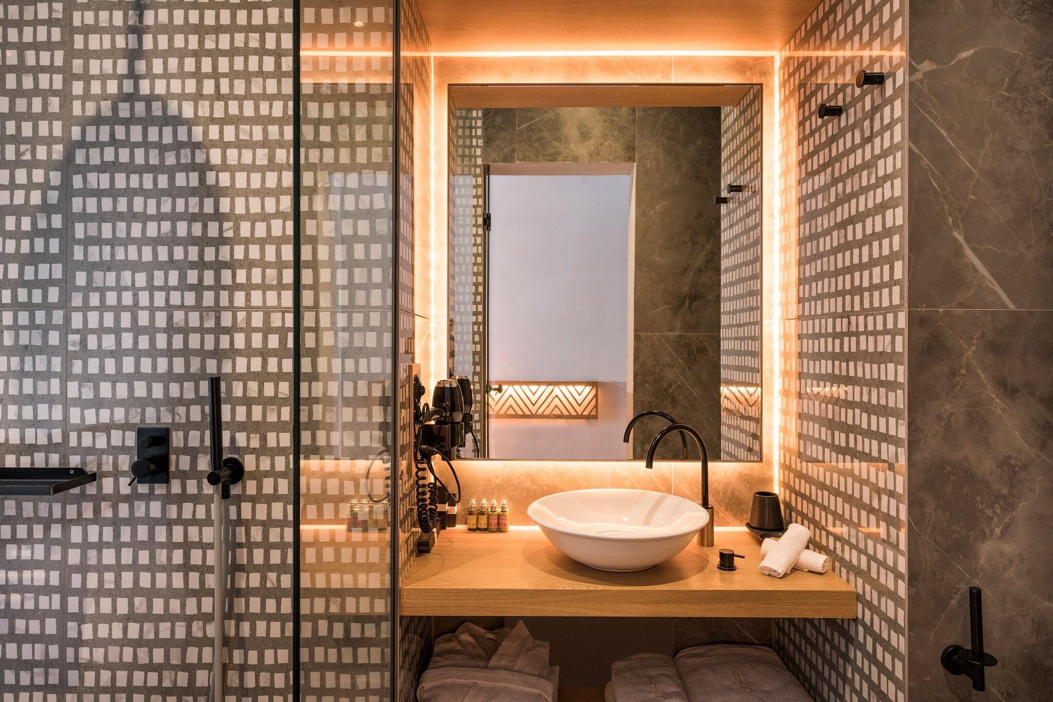 Double Deluxe Sea View with Balcony