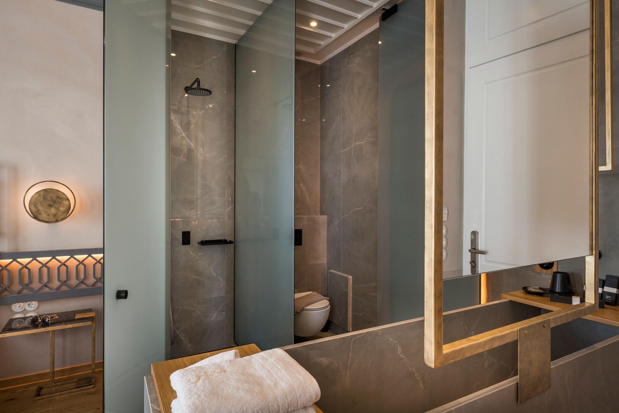 Double Deluxe Mountain View