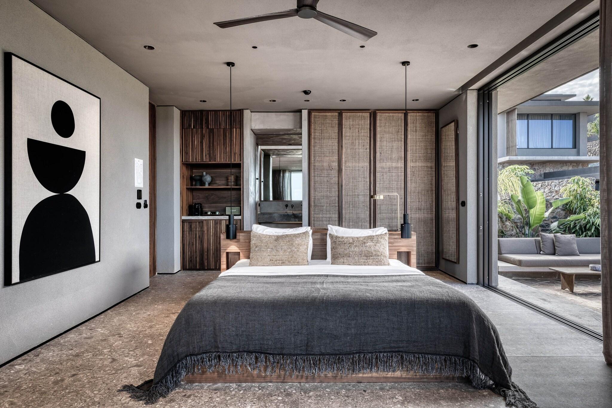 Family Room with Private Pool