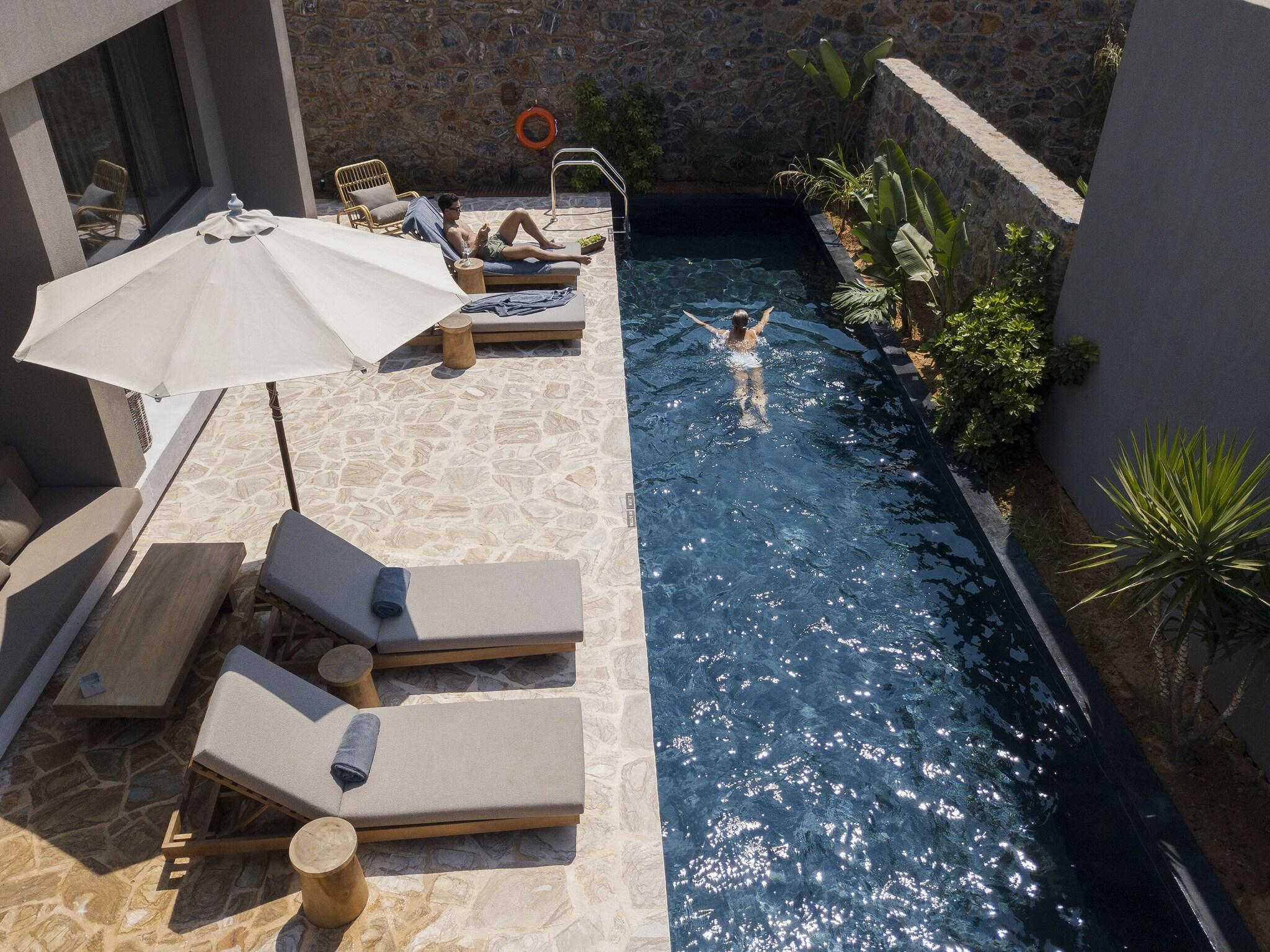 Family Room with Private Pool