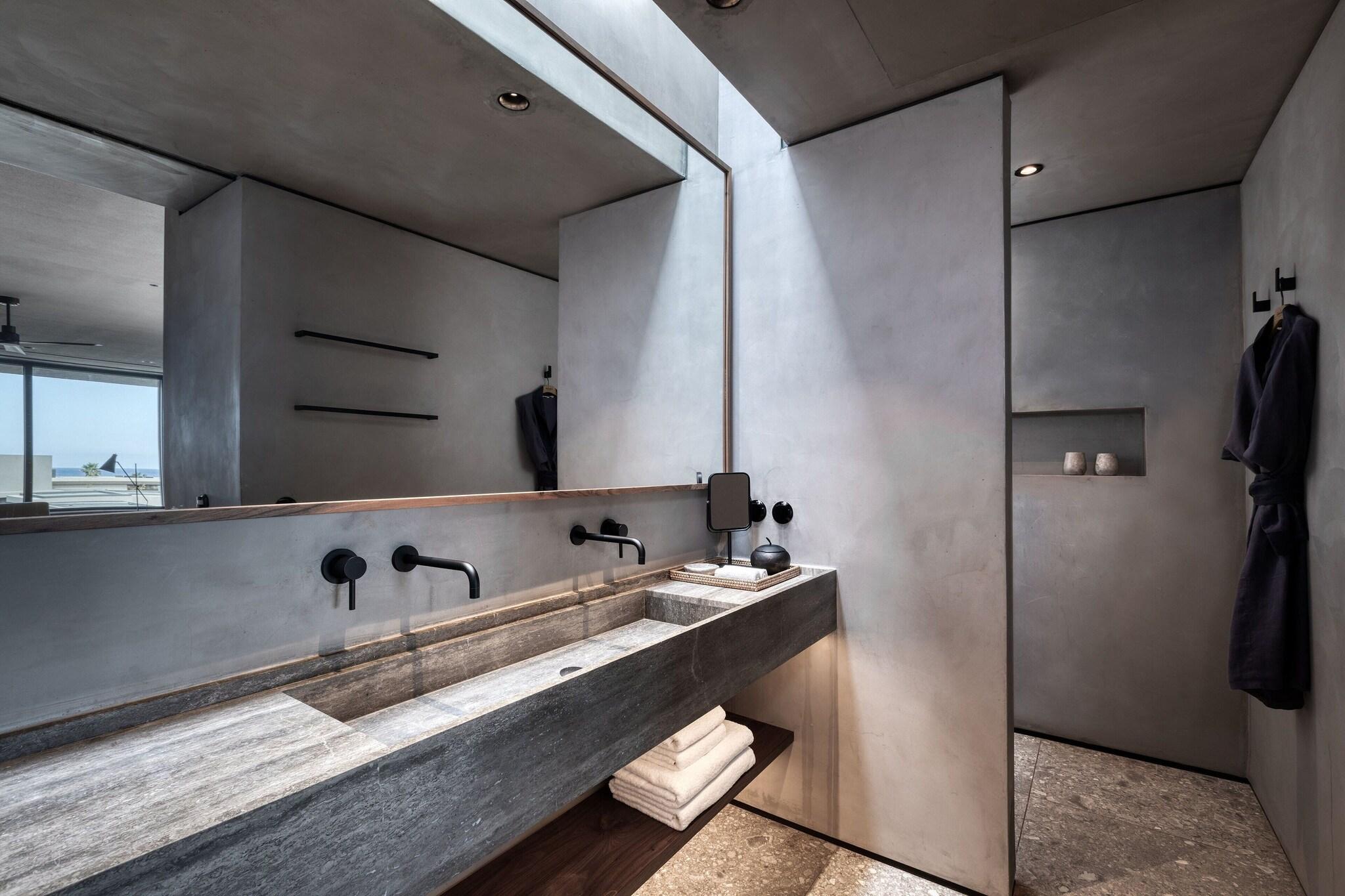 Double with Private Pool