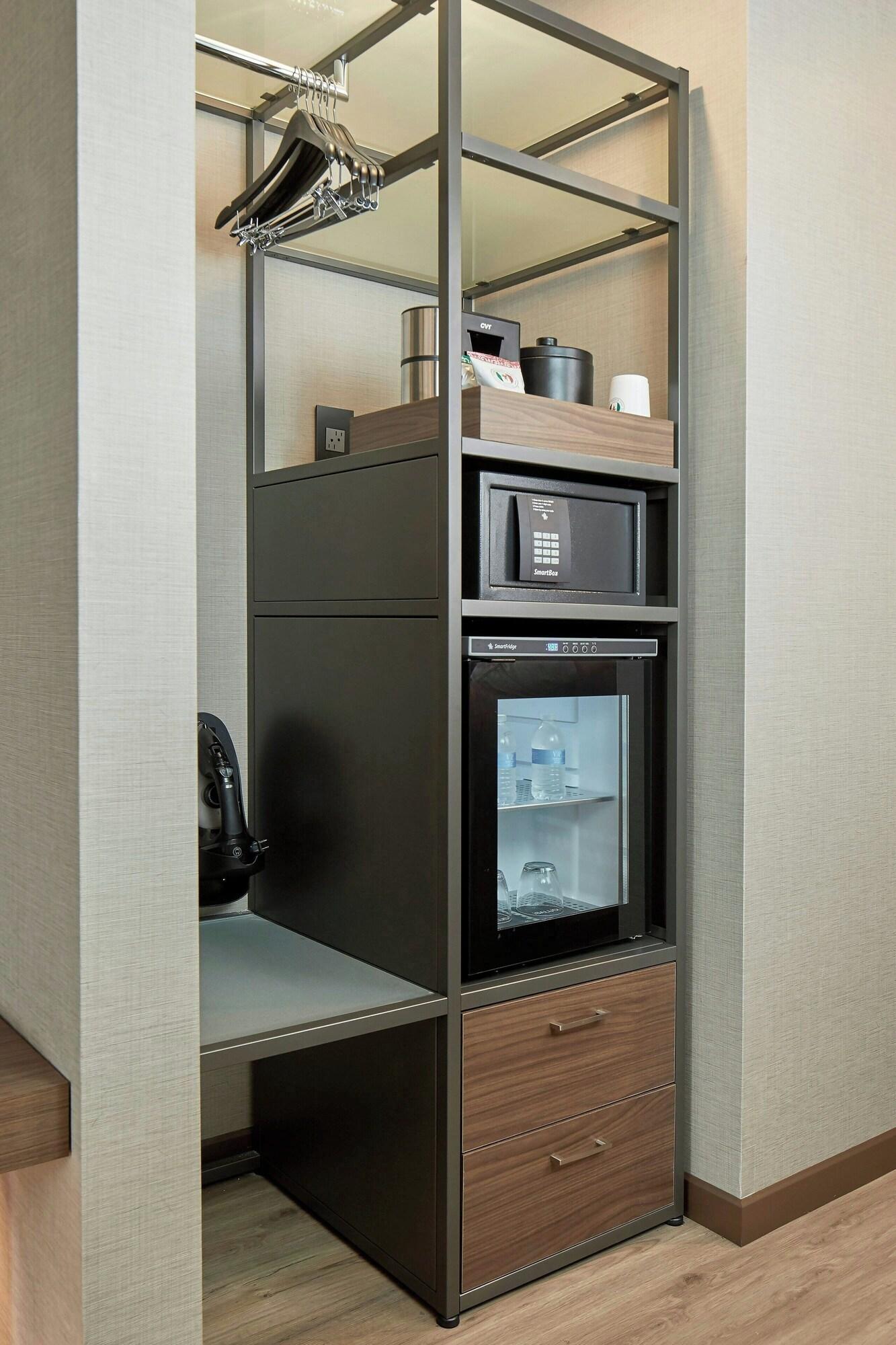 Double Two Queen Beds