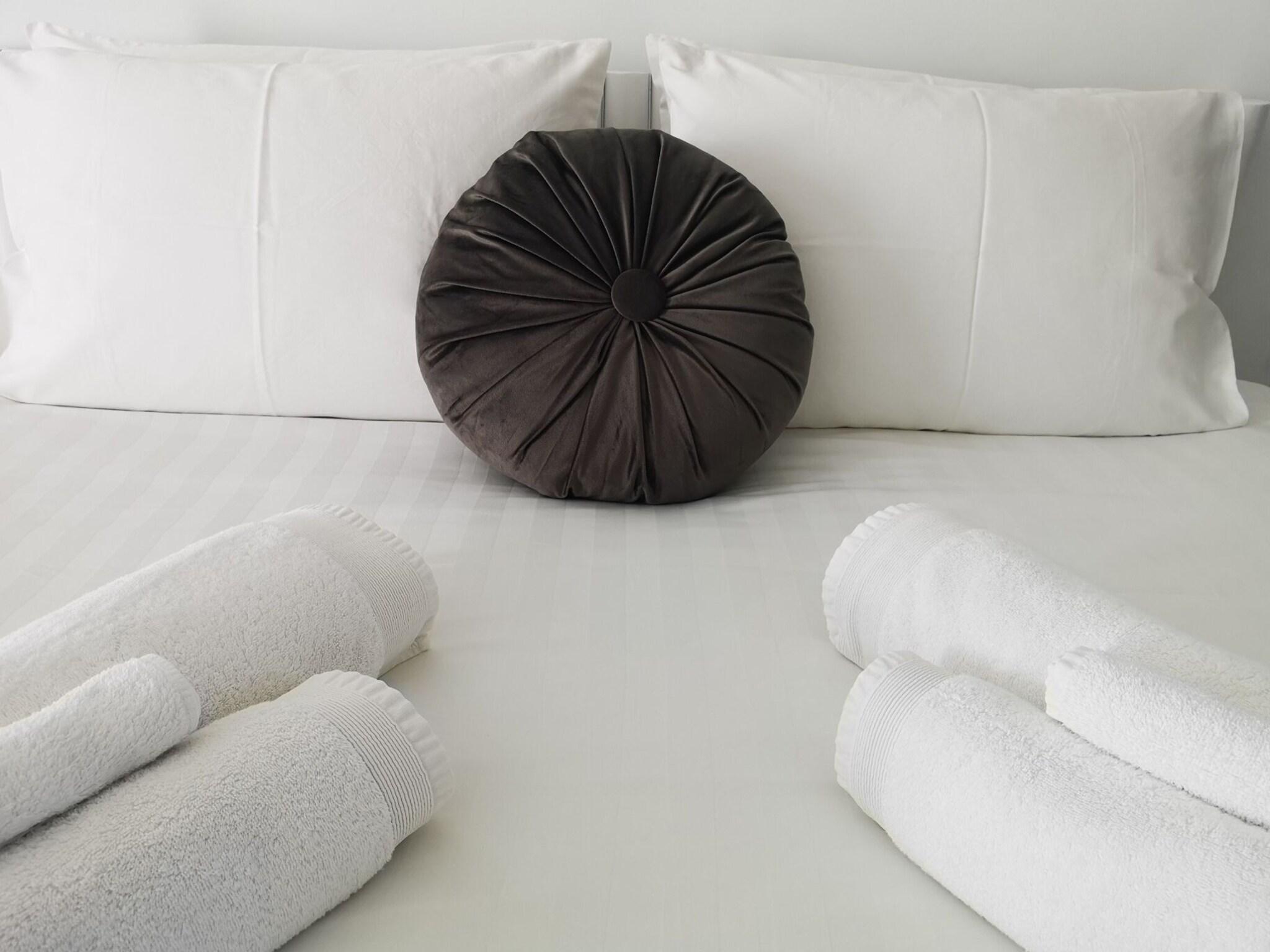 Family Room Two Queen Beds